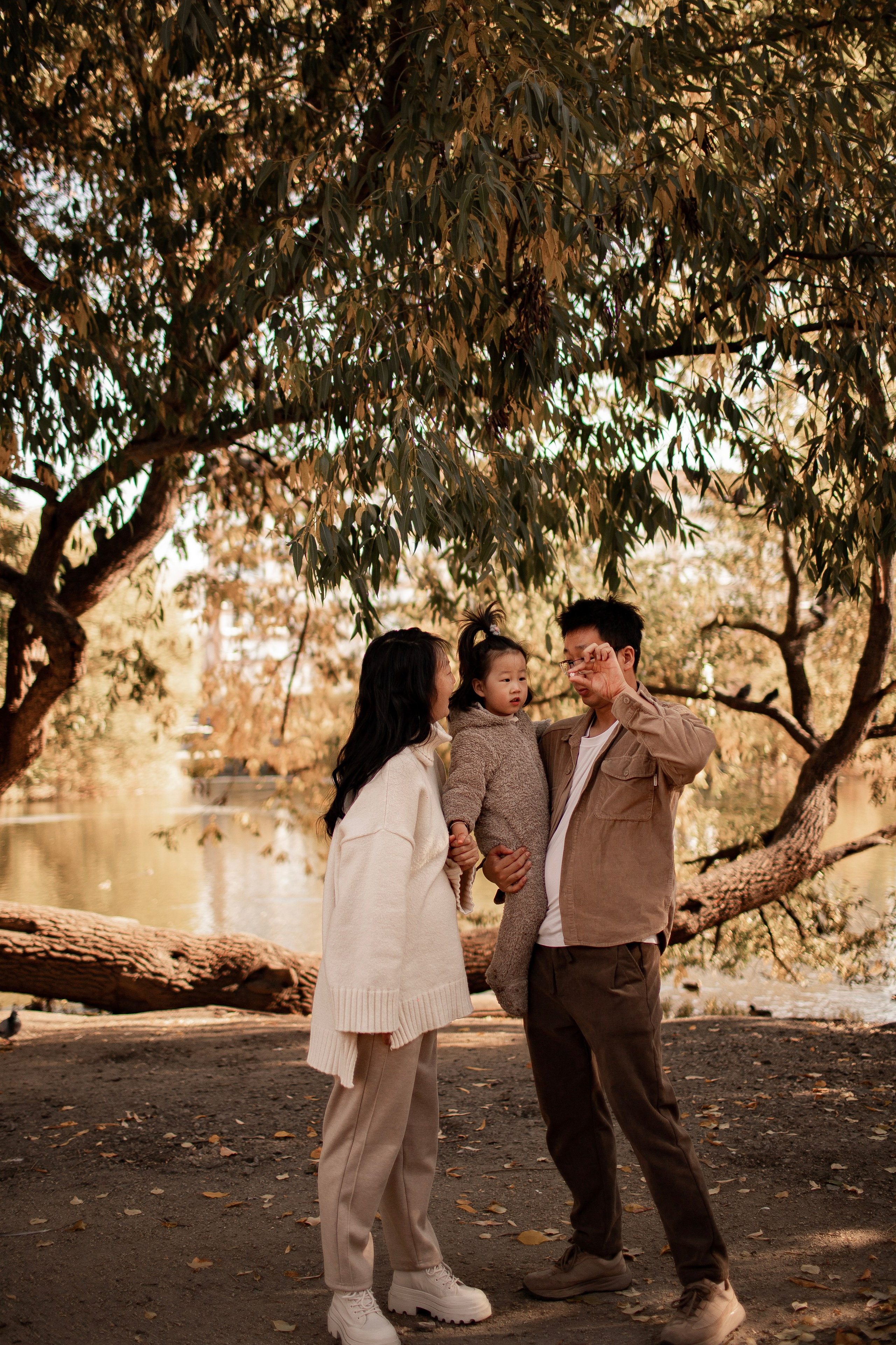 Осень в Харитоновском парке. Семейная съемка — это красивый способ признаться своей семье в любви