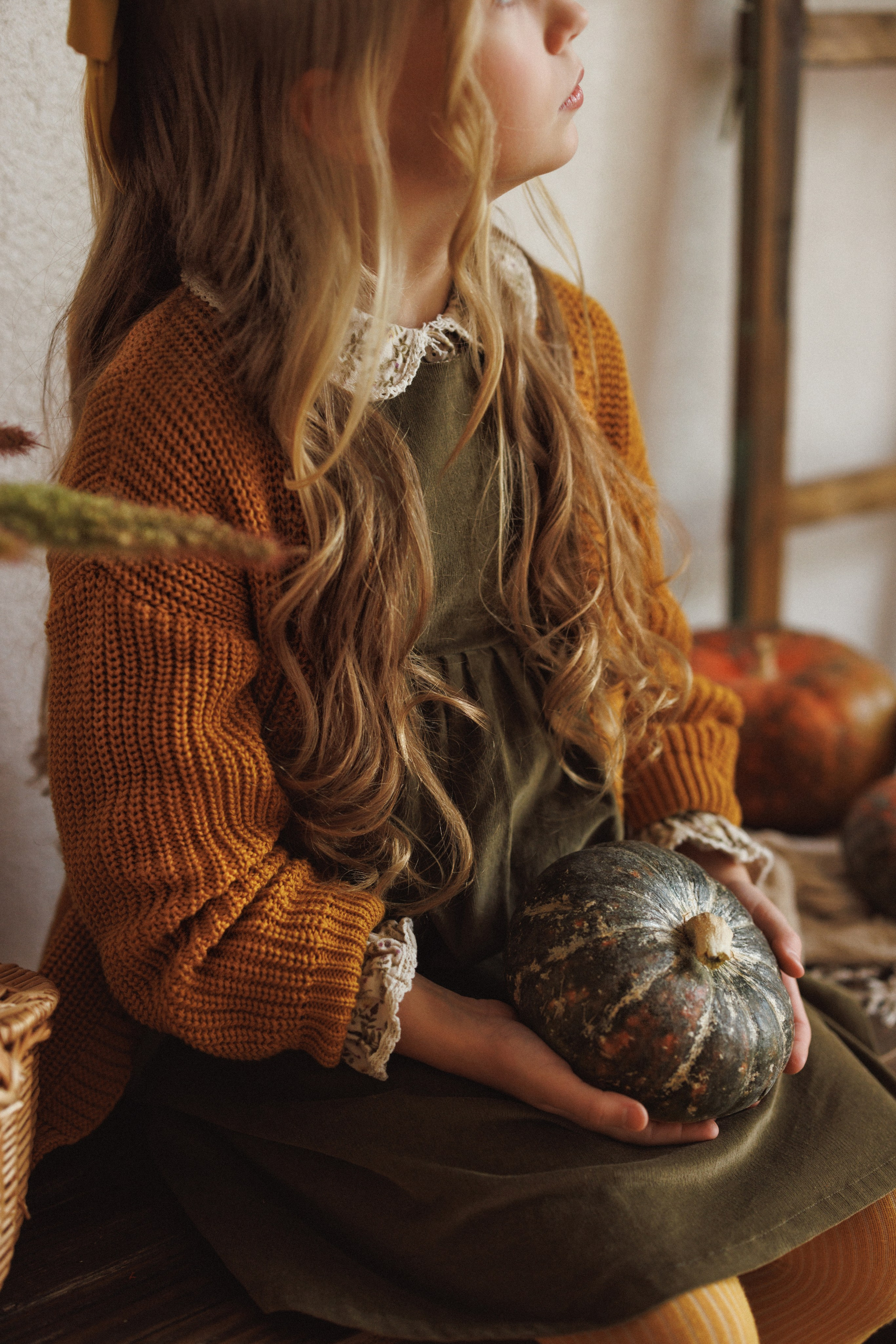 Осенняя фотосессия в фотостудии Mestone, город Краснодар. Семейный и детский фотограф в Краснодаре Анна Трашкова