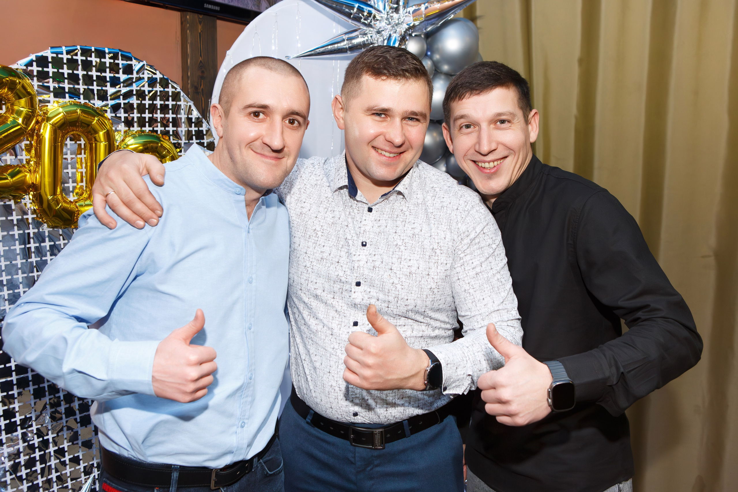 КОРПОРАТИВ 20.12.24 (кафе — АТМОСФЕРА). Профессиональный фотограф в Мценске и Орловской области