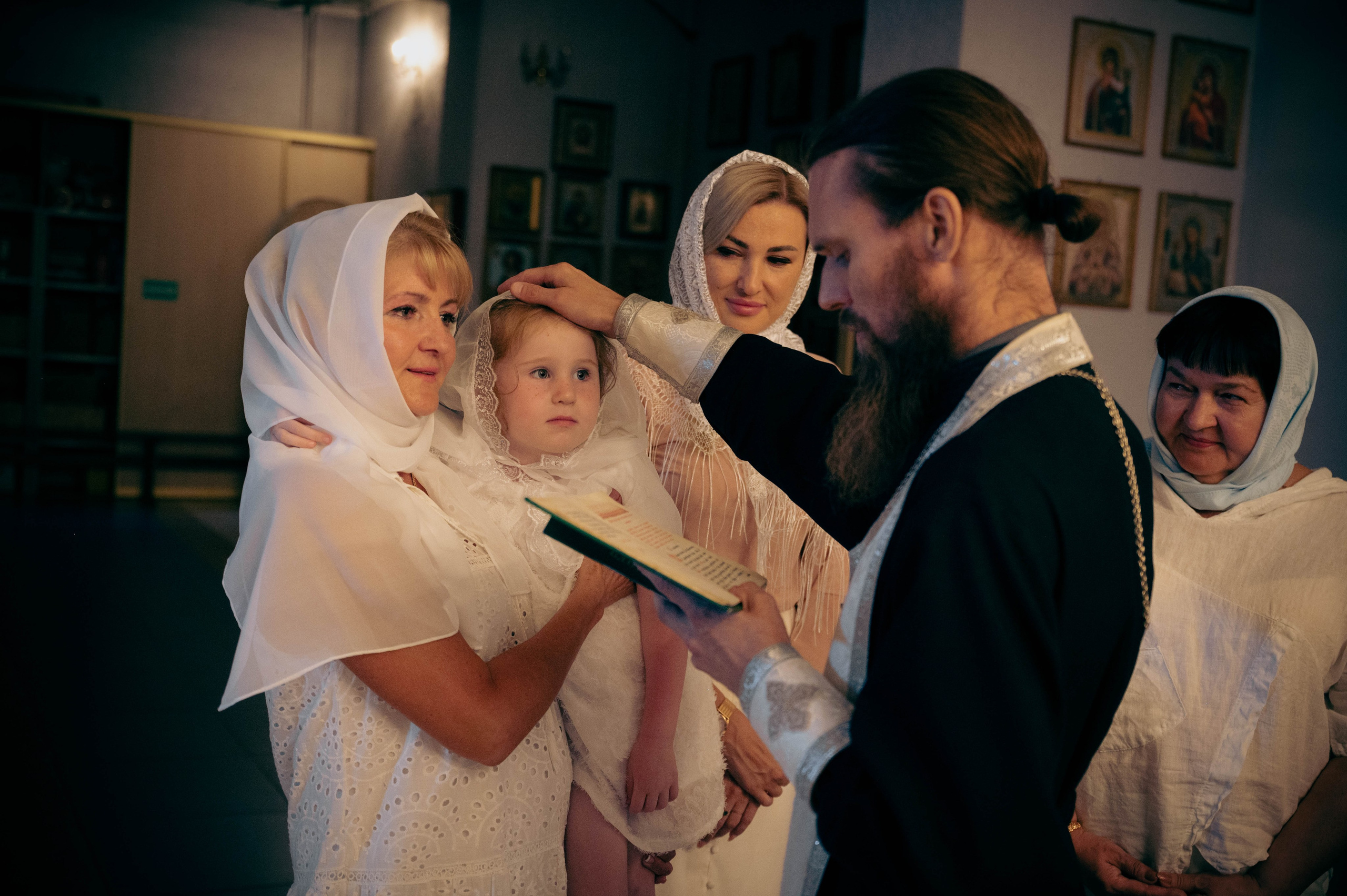 Крещение. Мария Черных — портретный и семейный фотограф в Краснодаре