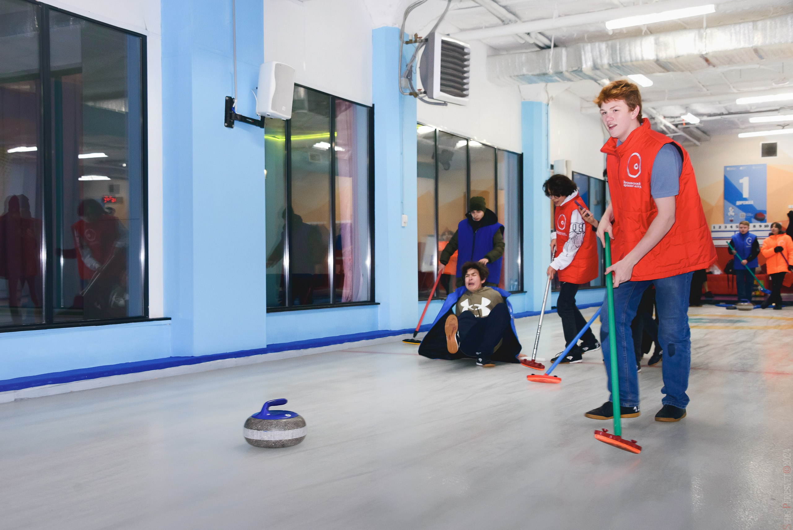 Кёрлинг, детский день рождения, Московский кёрлинг клуб. Ваш фотограф на праздник в Москве, Раменском, Жуковском, Люберцах