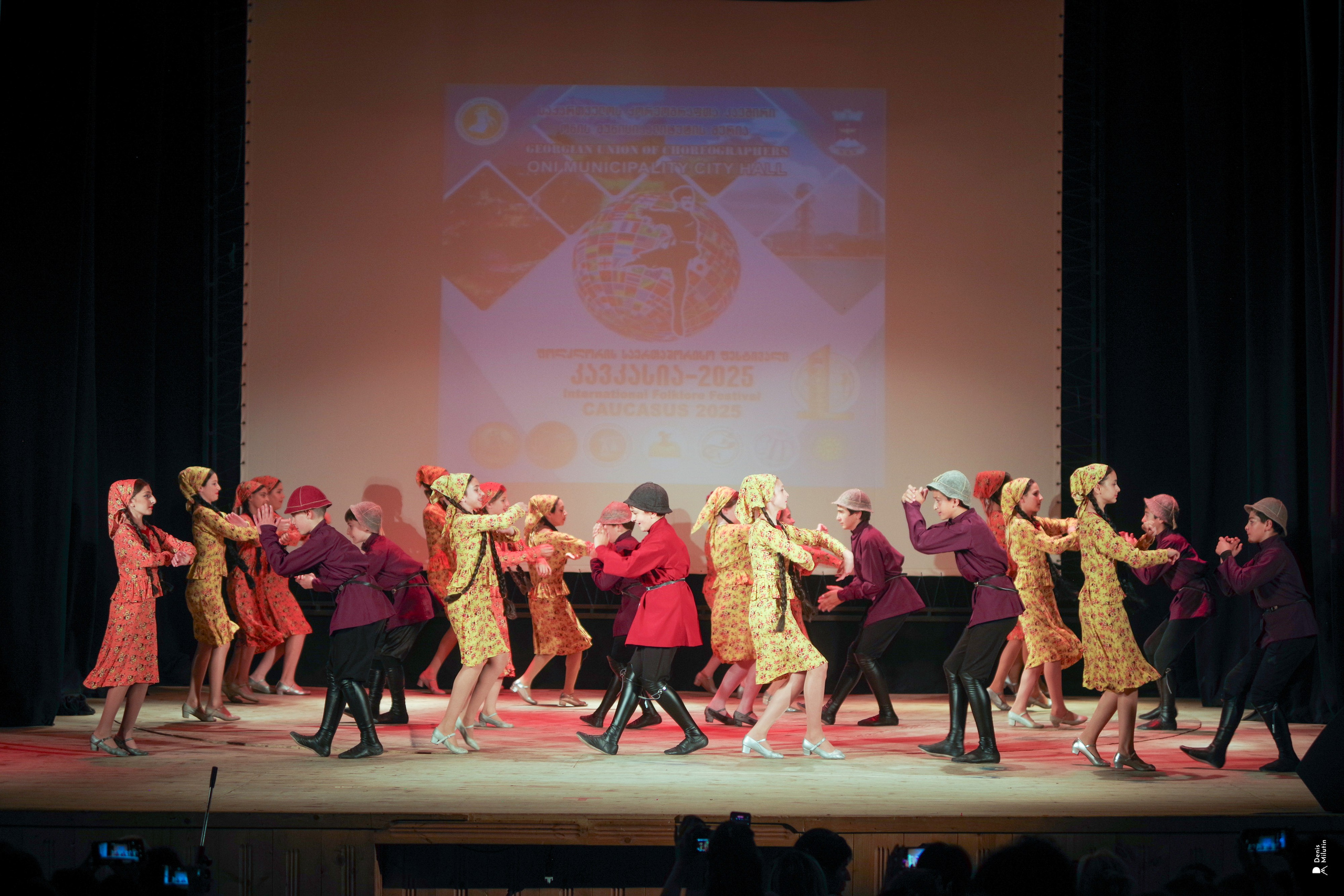 Танцы в прекрасном Они. Портретный фотограф Денис Милютин