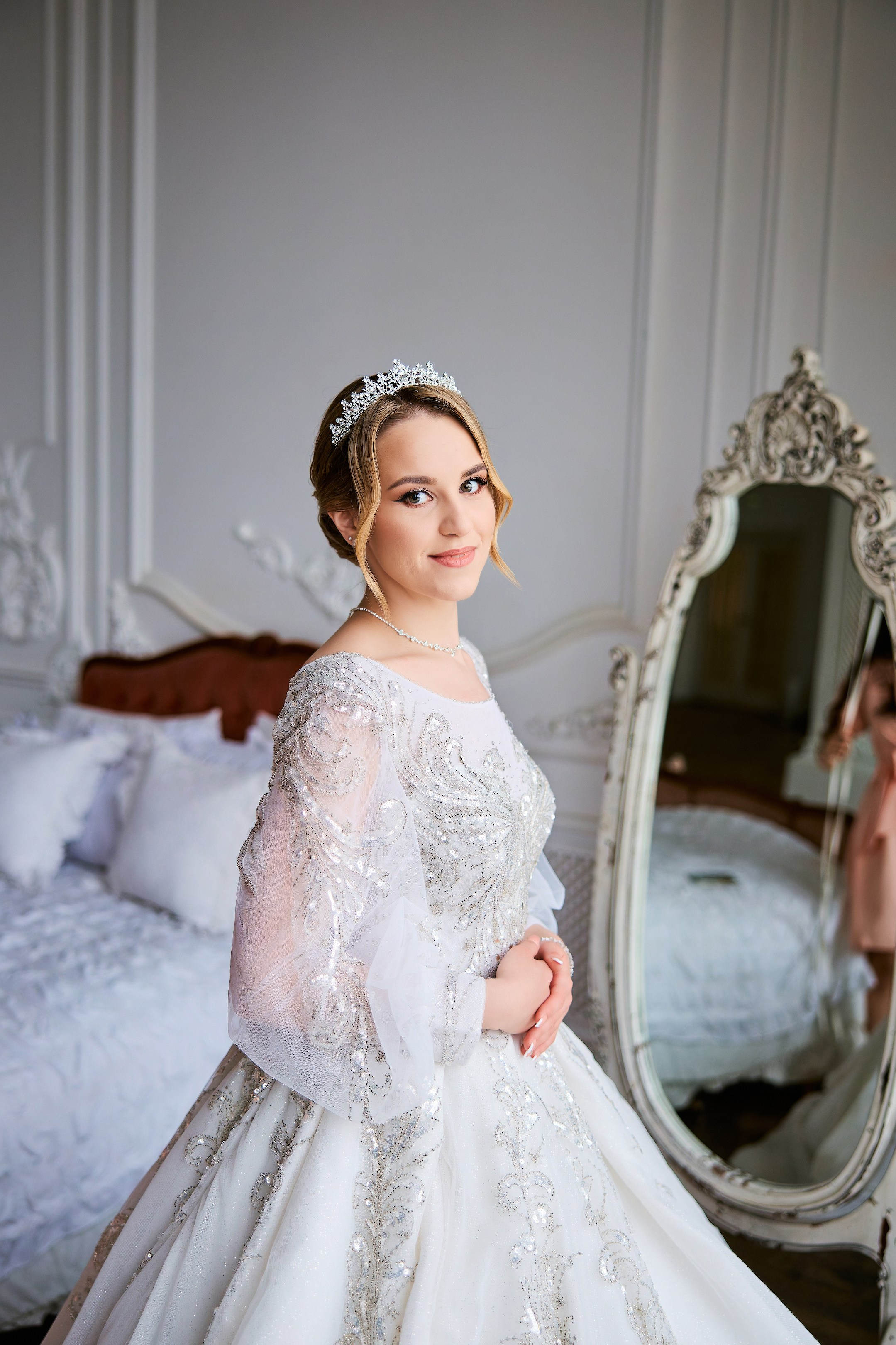 Свадебная фотосессия в студии. Свадебный фотограф Сергей Колбинский