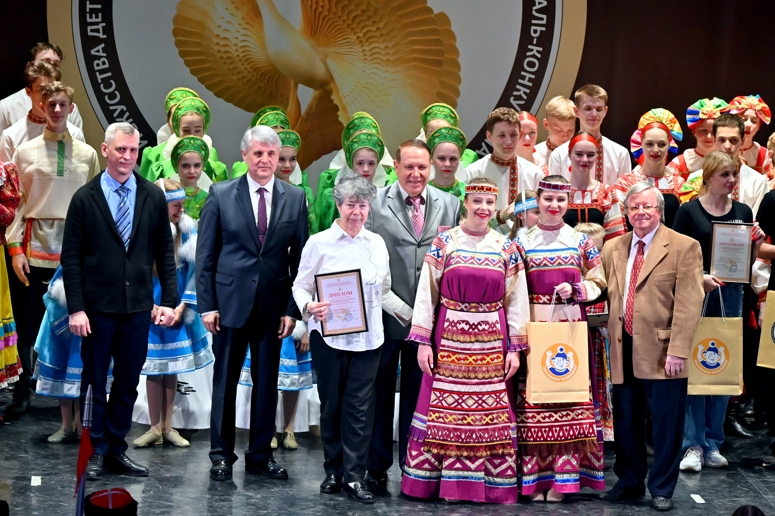Гала-концерт. Танцуй и пой, Россия Молодая! 22.04.2024. Профессиональный фотограф в Москве Алёна Котова