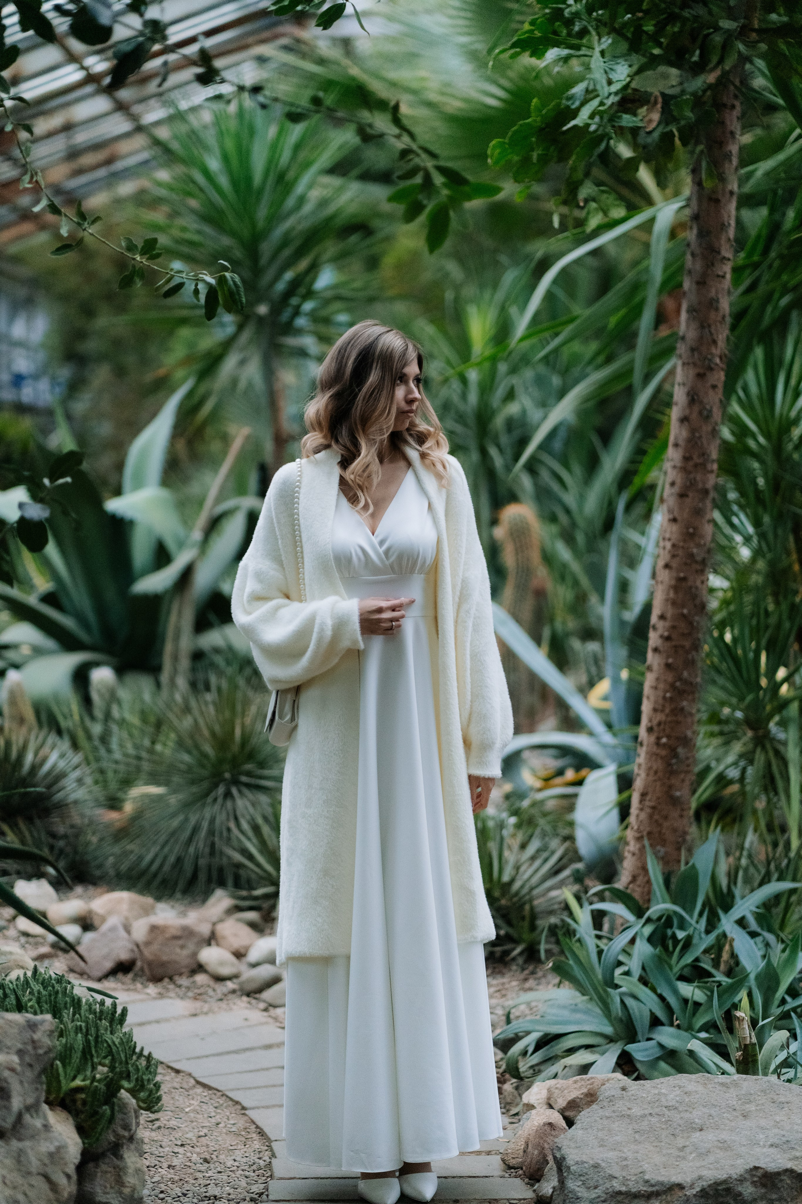 Свадебная фотосессия в оранжерее, Москва. Свадебный фотограф в Москве Анна Полушина