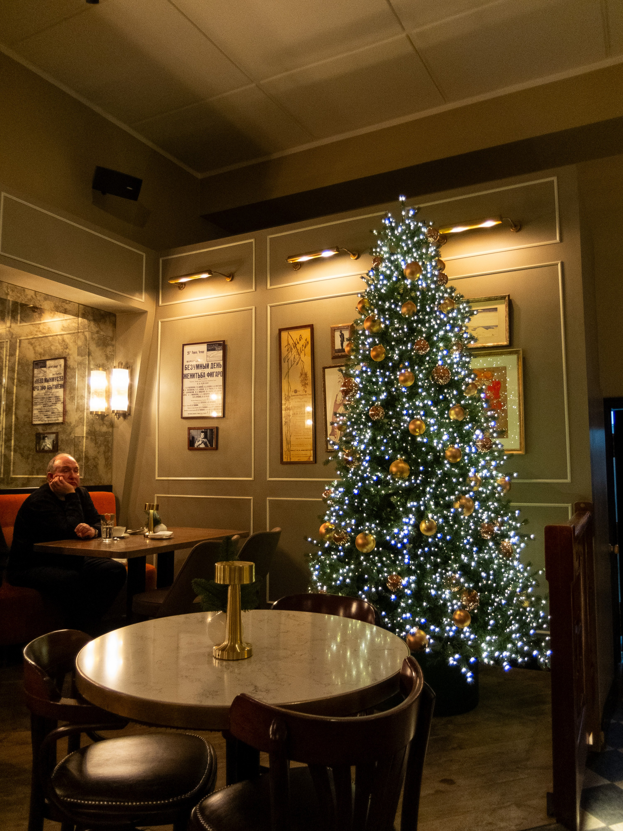 Маскарад с закрытыми глазами. Переосмысление. Искусство фотографии. Мария Осокина