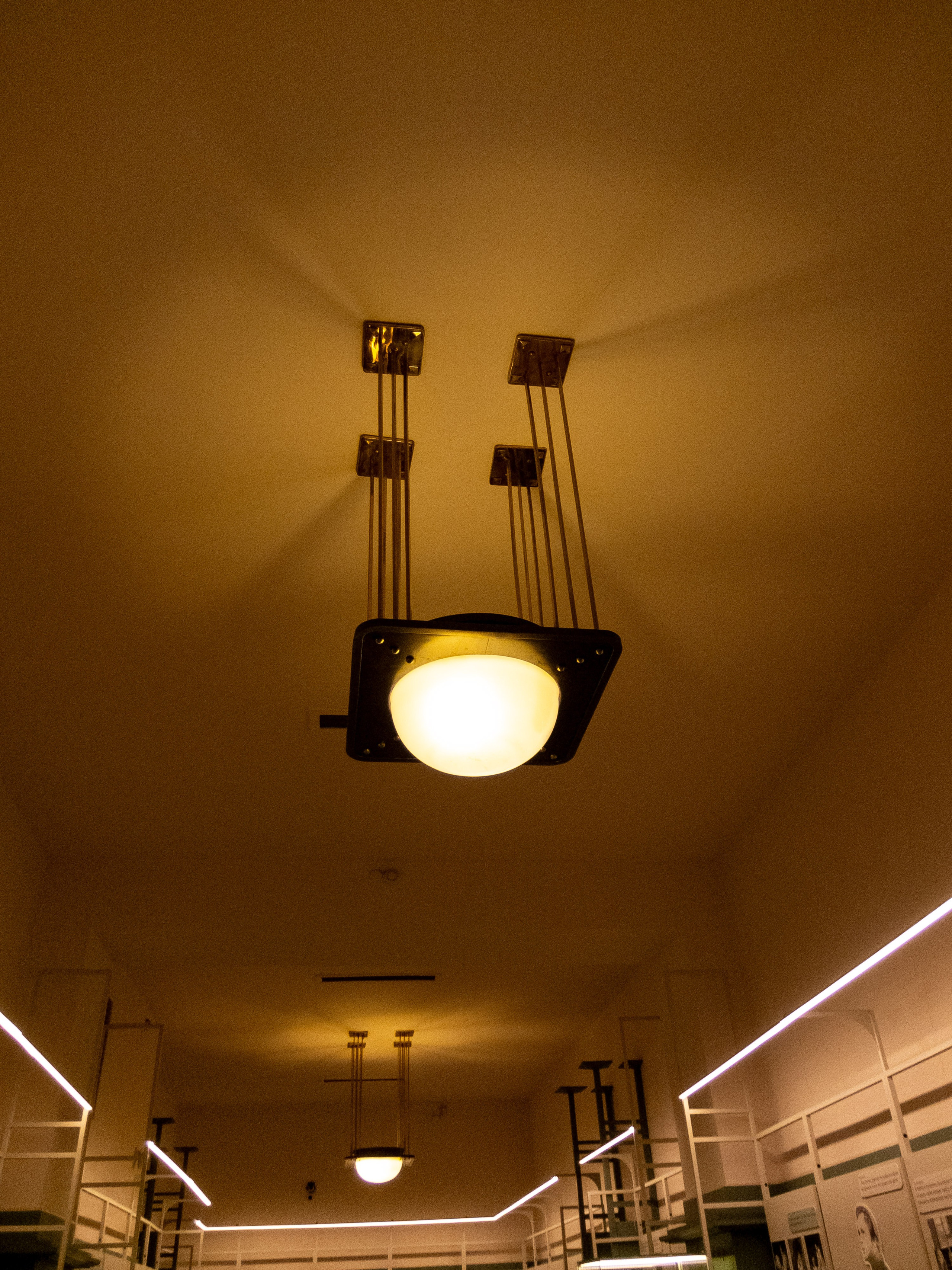 Маскарад с закрытыми глазами. Переосмысление. Искусство фотографии. Мария Осокина