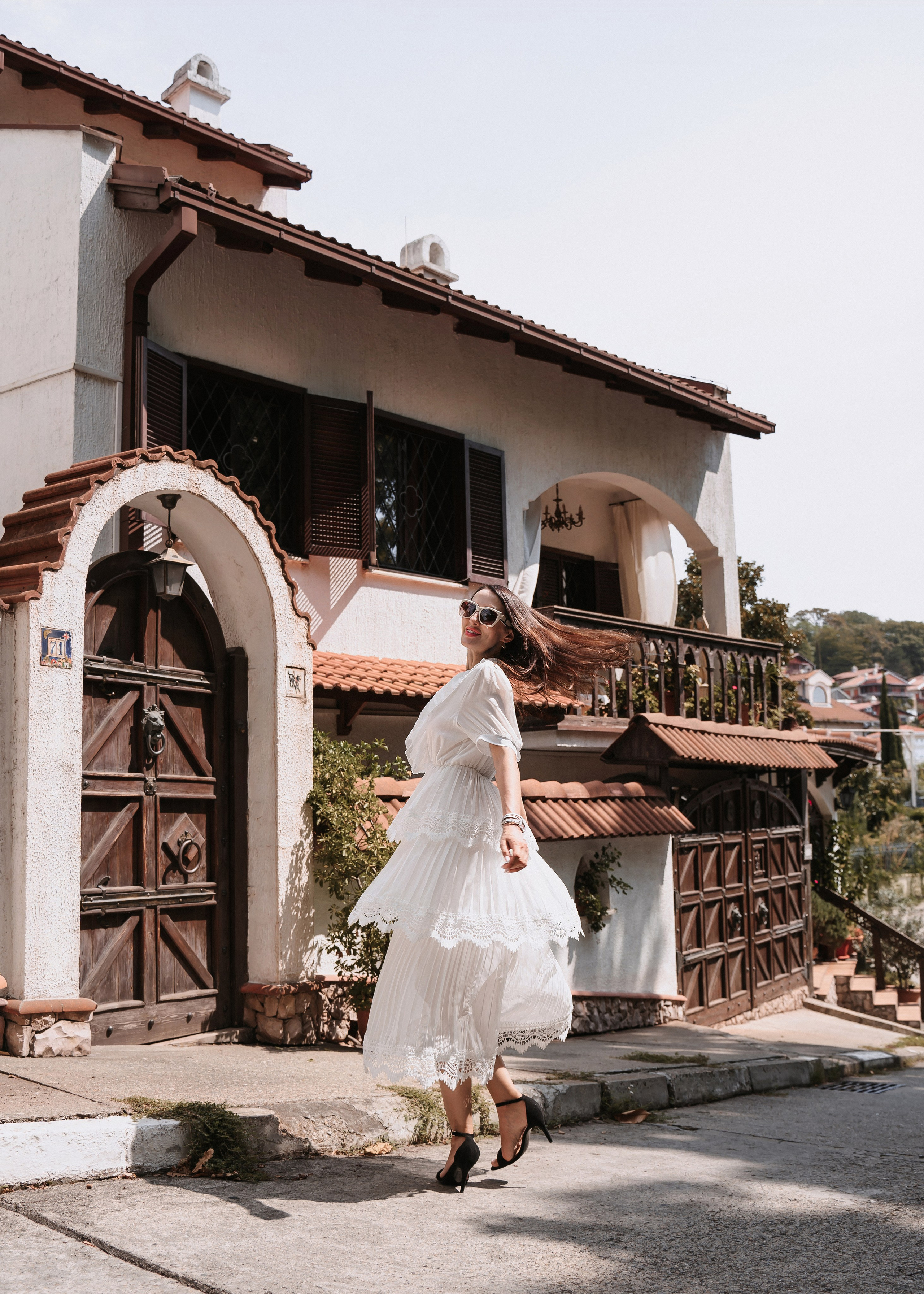 Место для фотосессии в Сочи, Адлере. Красивые свадебные фотосессии. Алина Бернд — свадебный и индивидуальный фотограф в Сочи и Адлере