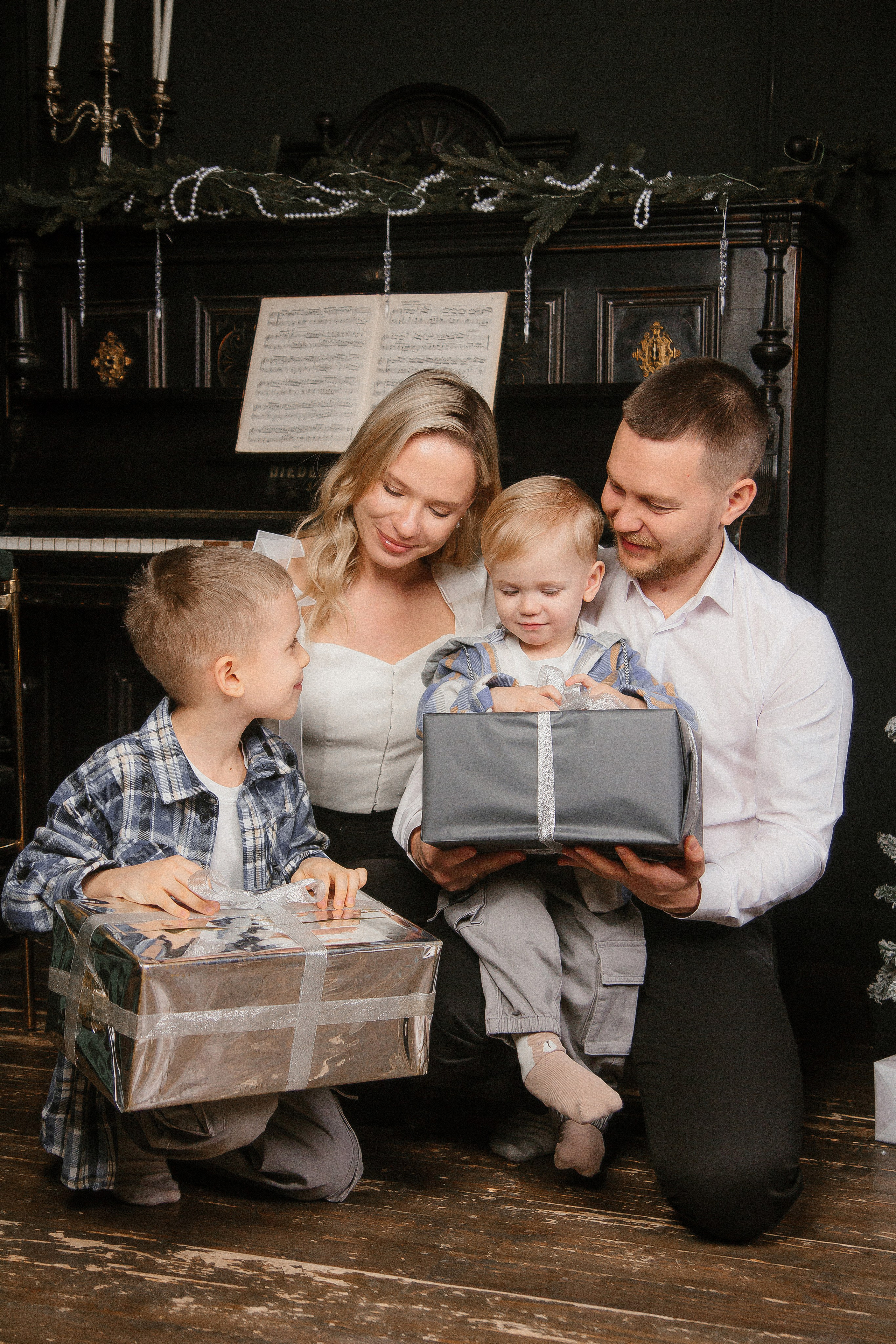 Новогодняя семейная фотосессия. Фотограф в Уфе Субботина Виктория | Репортажные, индивидуальные фотосессии