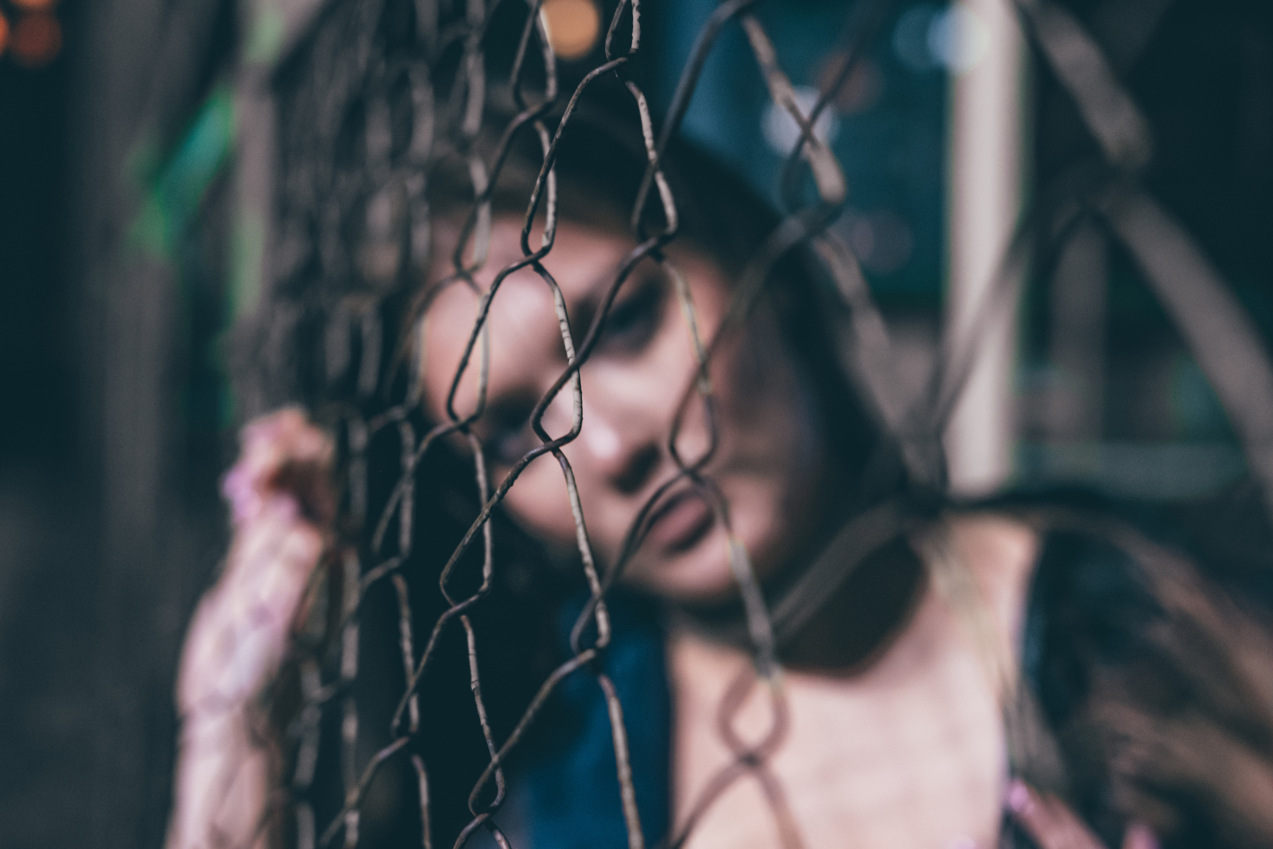 Dark Alleys / 2022. Felixtones