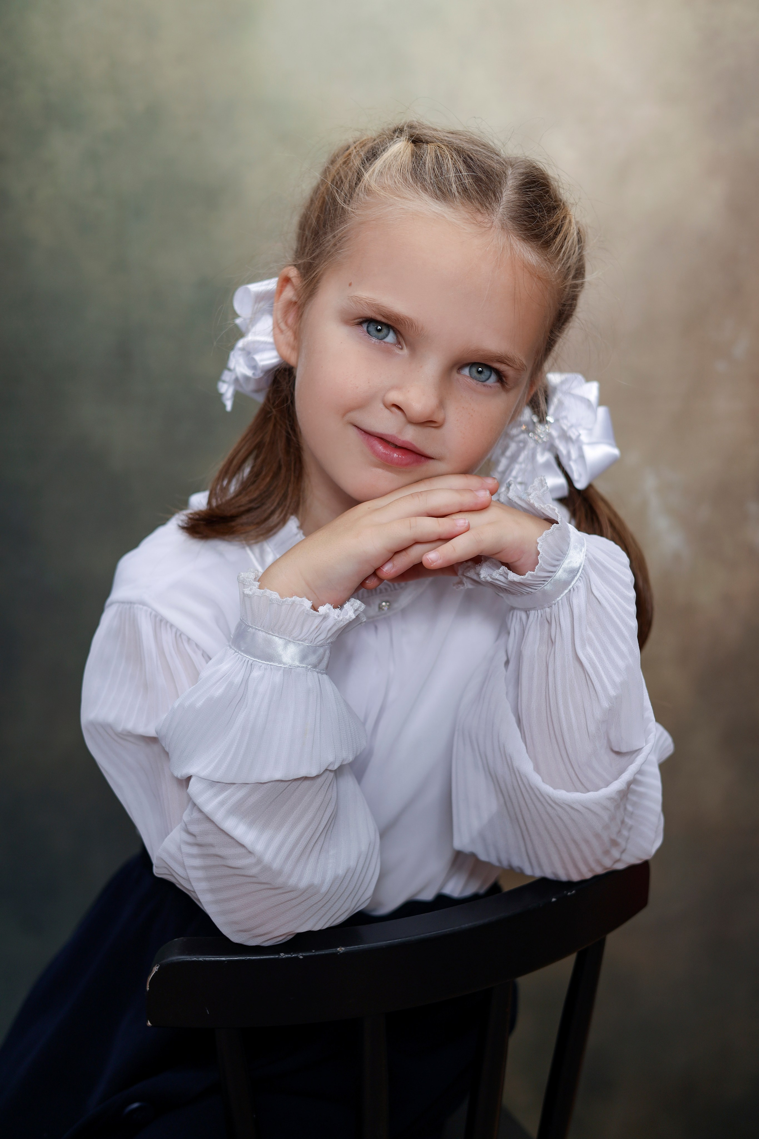 Фон Хит. Фотостудия «Стремянка».Фотосессии в детских садах и школах