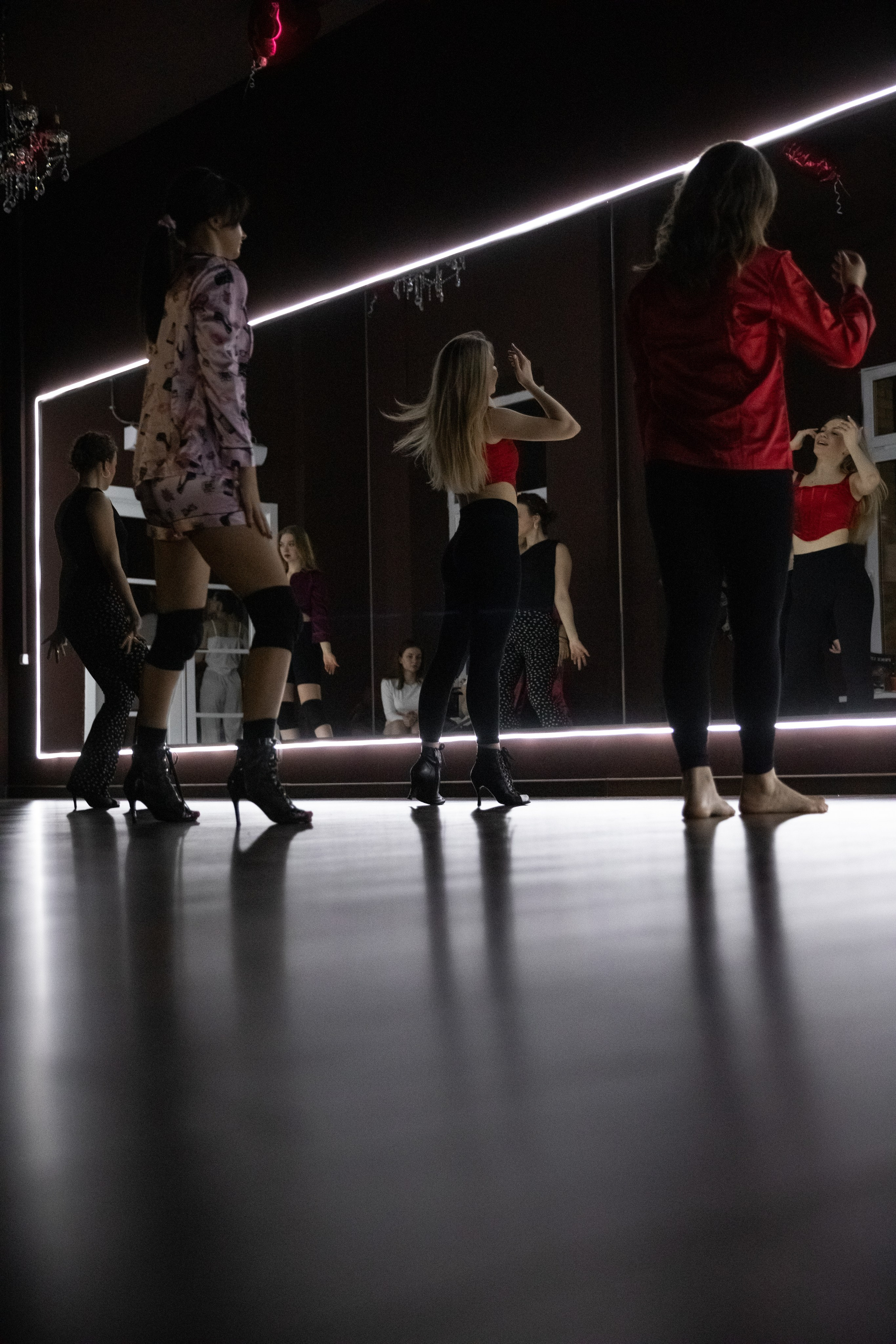 Центр женской энергии AMTI | 8 марта. Фотограф брендов и бизнеса в Москве Алексей Сентюрин