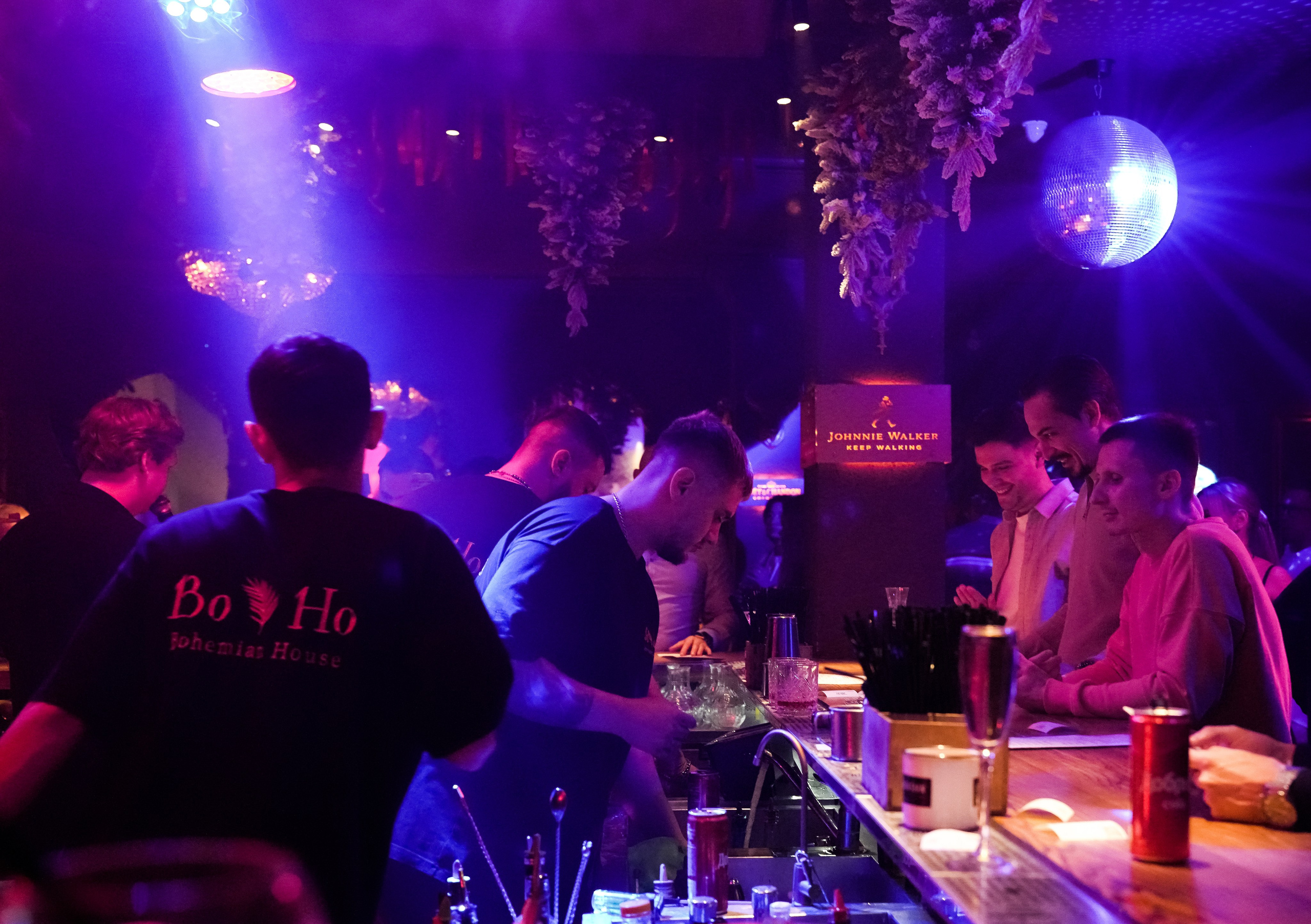 EVENT-туса в караоке. Свадебный фотограф и видеограф в Ростове-на-Дону. Максим и Наталья Лебедевы