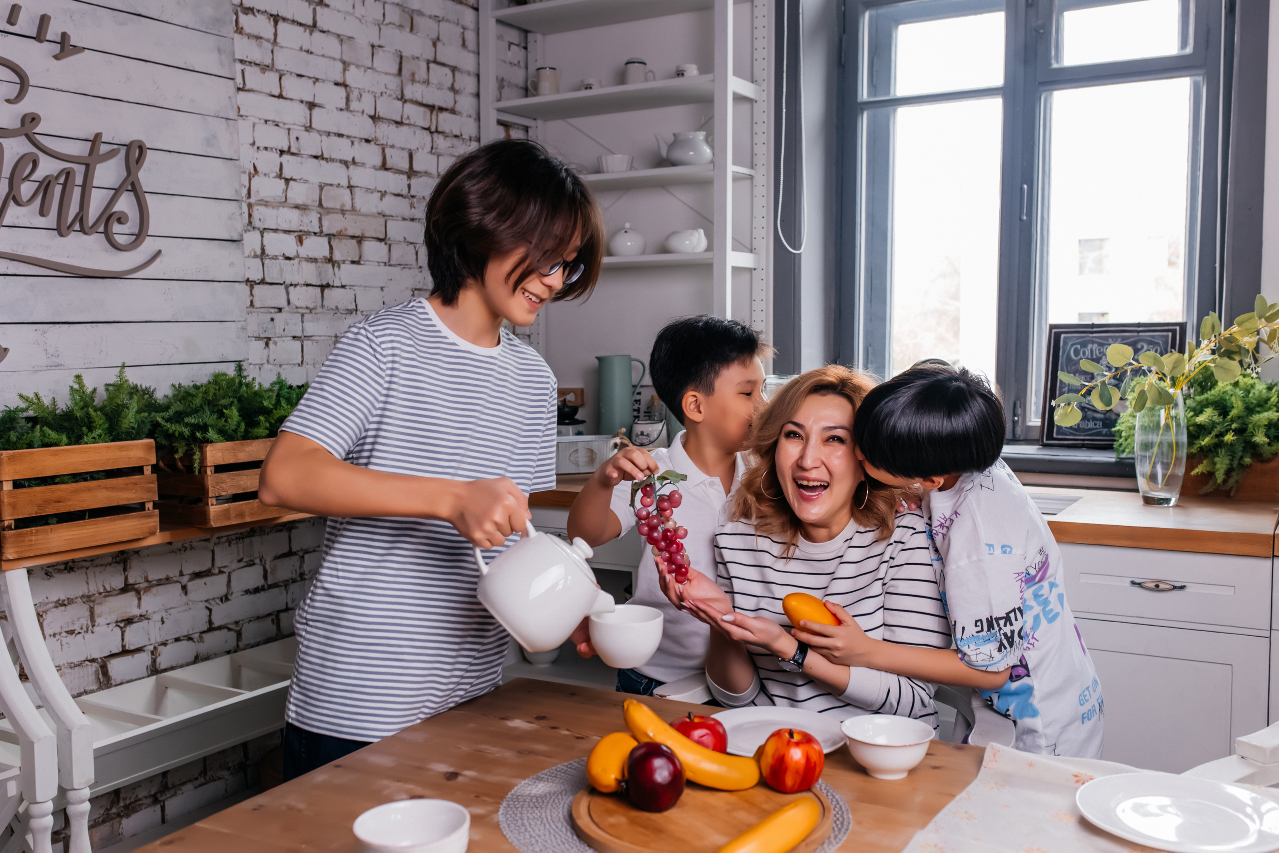 Семейные истории. Свадебный и семейный фотограф в Алматы Laura Dosmann
