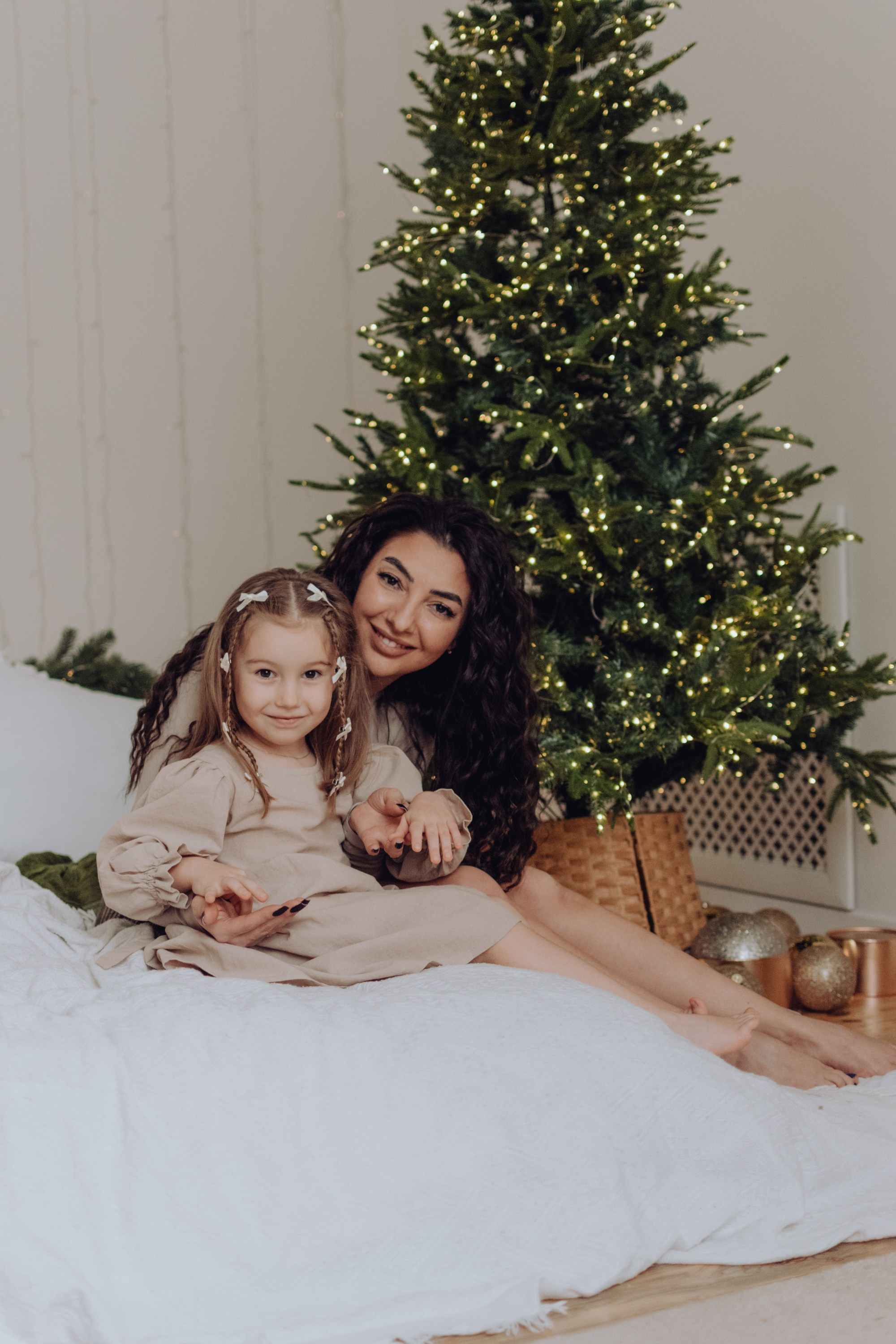 Марина и Юля, Новый год. Семейный фотограф в Тюмени Ксения Мязитова