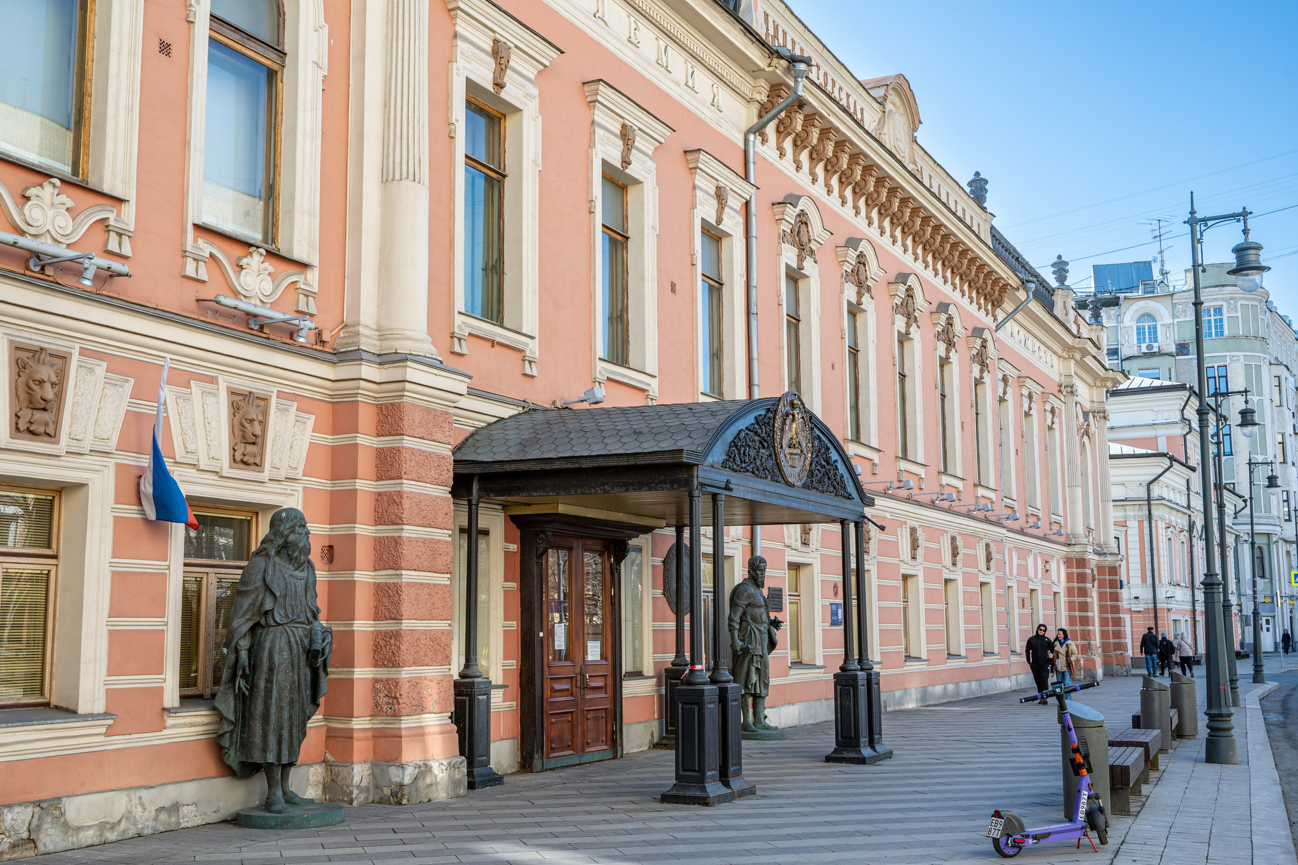 Чтобы пройти аттестацию — надо пройти Москву!. П&П — Полезное с Приятным. Фотоэкскурсии — Москва на память. Экскурсовод и фотограф в Москве. Увези столицу в своём альбоме!