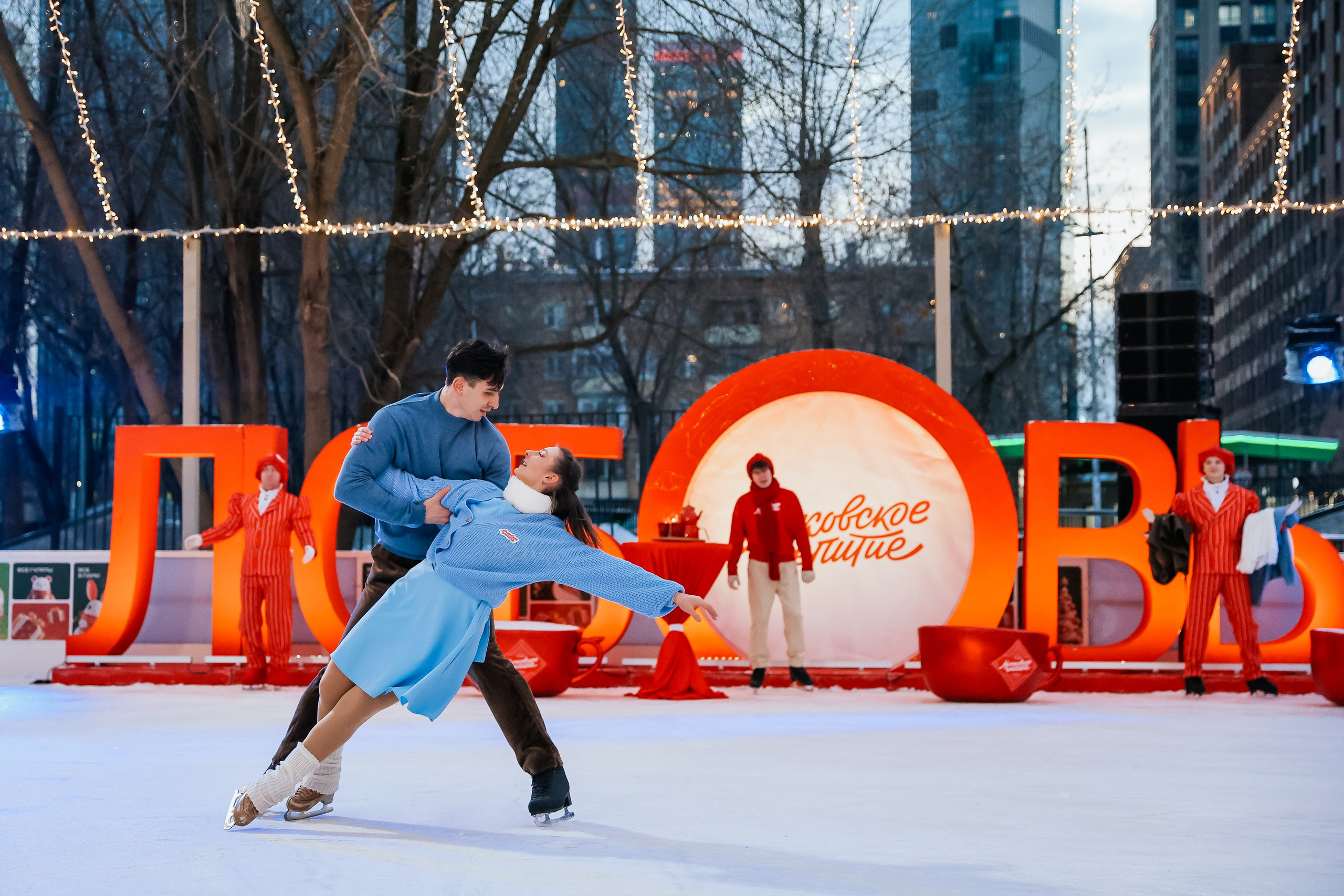 Ледовое шоу Сити каток Московское Чаепитие. Фотограф и видеограф Анна Домашенко