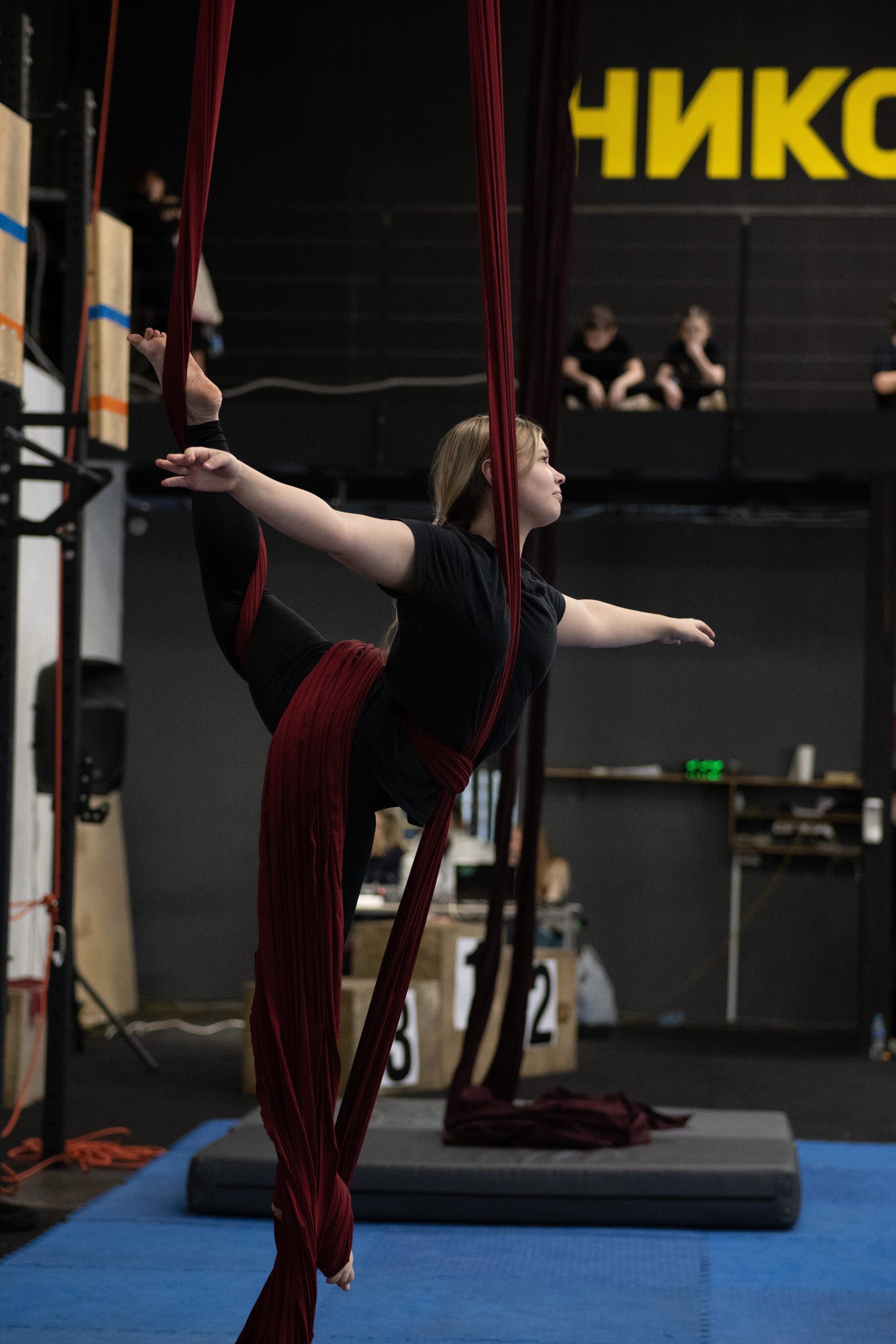 Внутриклубные соревнования по воздушной гимнастике 02.04.23