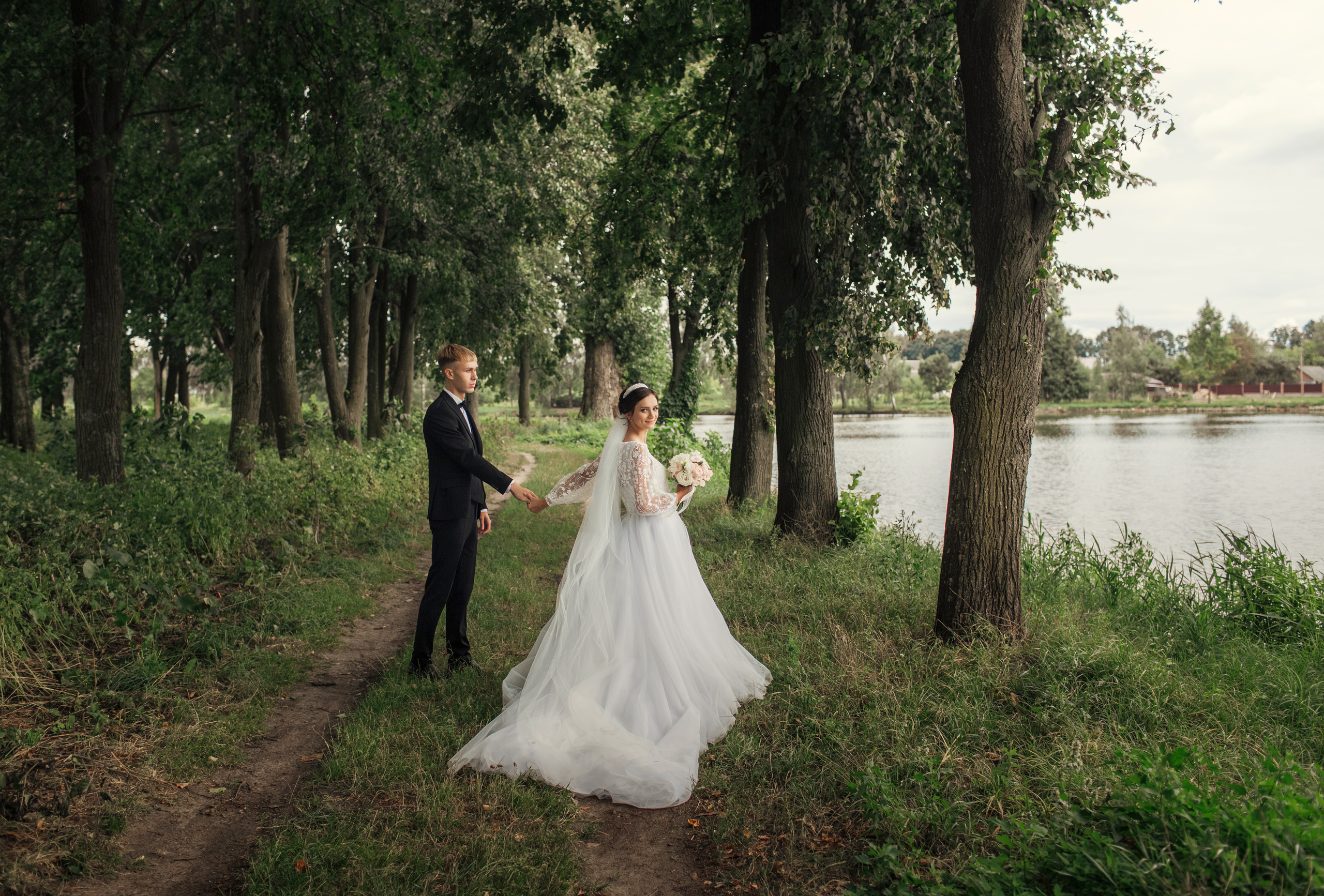Свадебная прогулка Ольги и Кирилла. Семейный, свадебный фотограф Минск Бобруйск Алла Сказова
