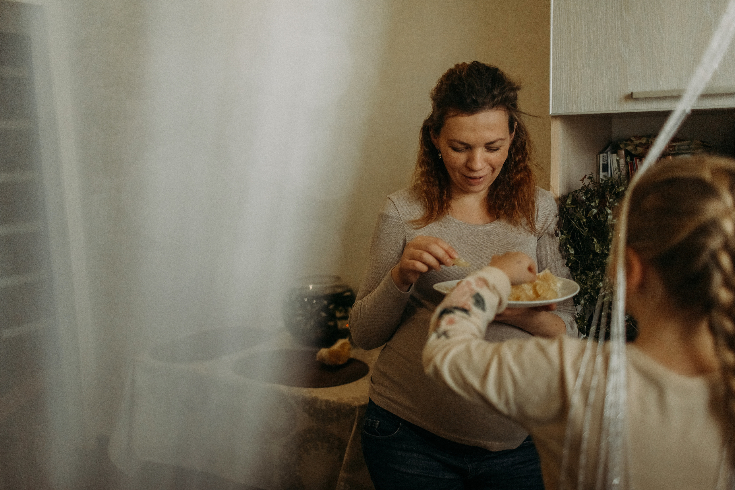 Домашняя фотоистория. В ожидании. Мама Настя и Марго. Семейный, свадебный фотограф Минск Бобруйск Алла Сказова
