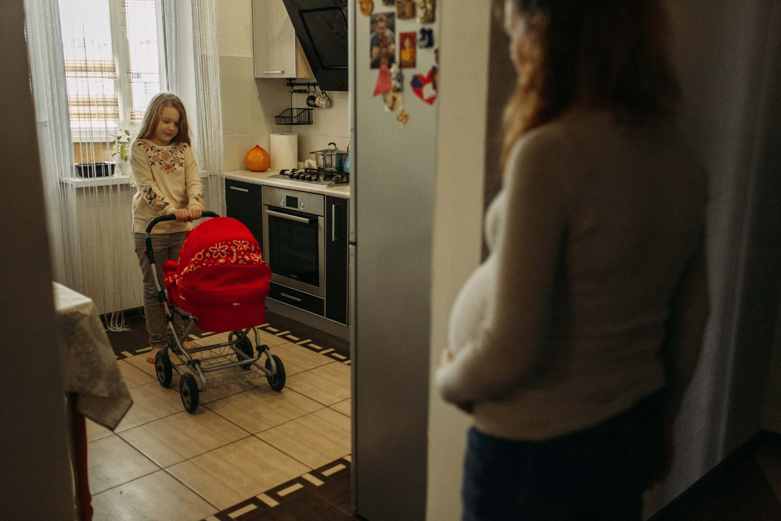 Домашняя фотоистория. В ожидании. Мама Настя и Марго. Семейный, свадебный фотограф Минск Бобруйск Алла Сказова
