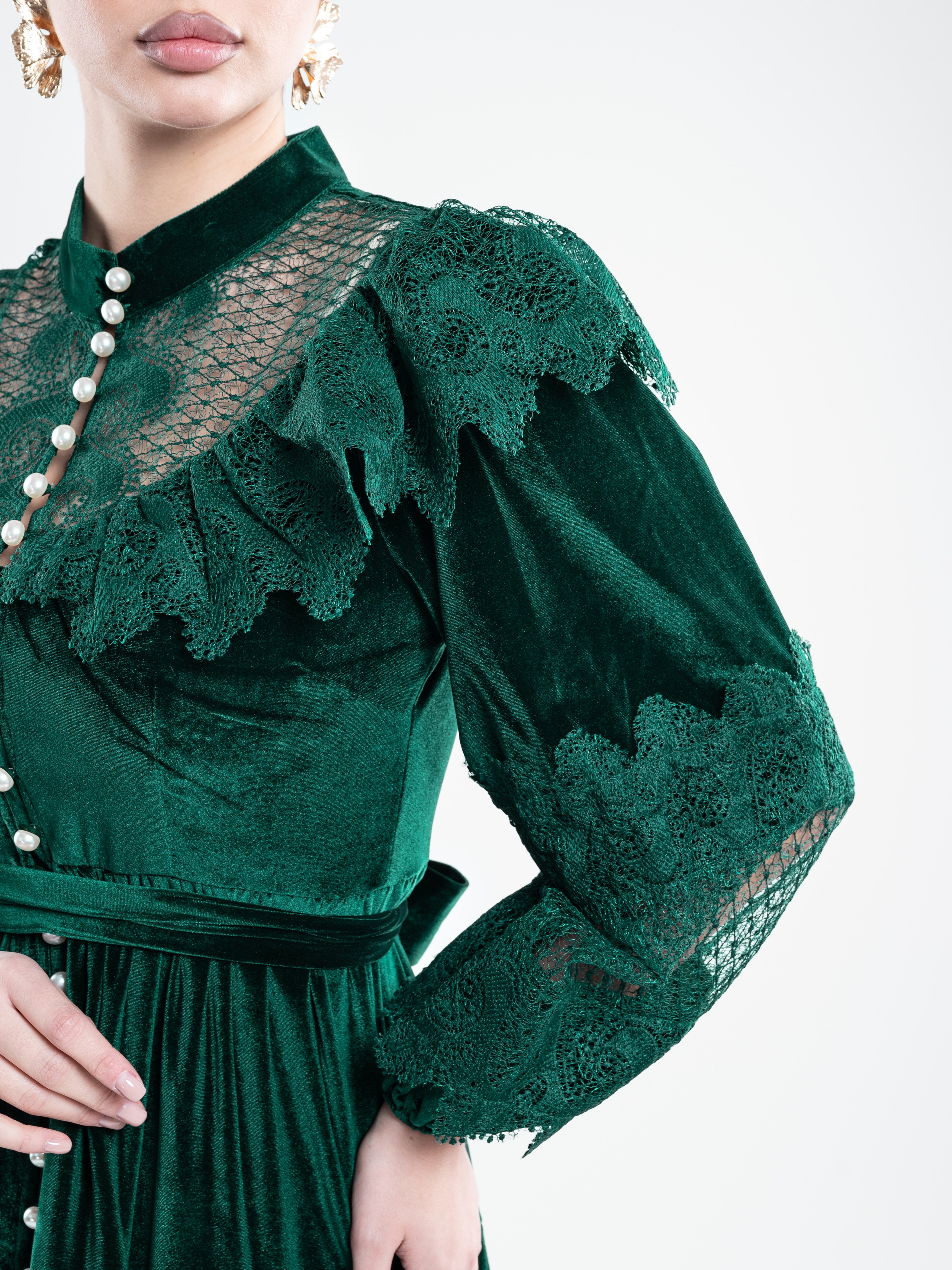 Платья и костюмы. Предметный фотограф, фото для маркетплейсов Пятигорск, КМВ