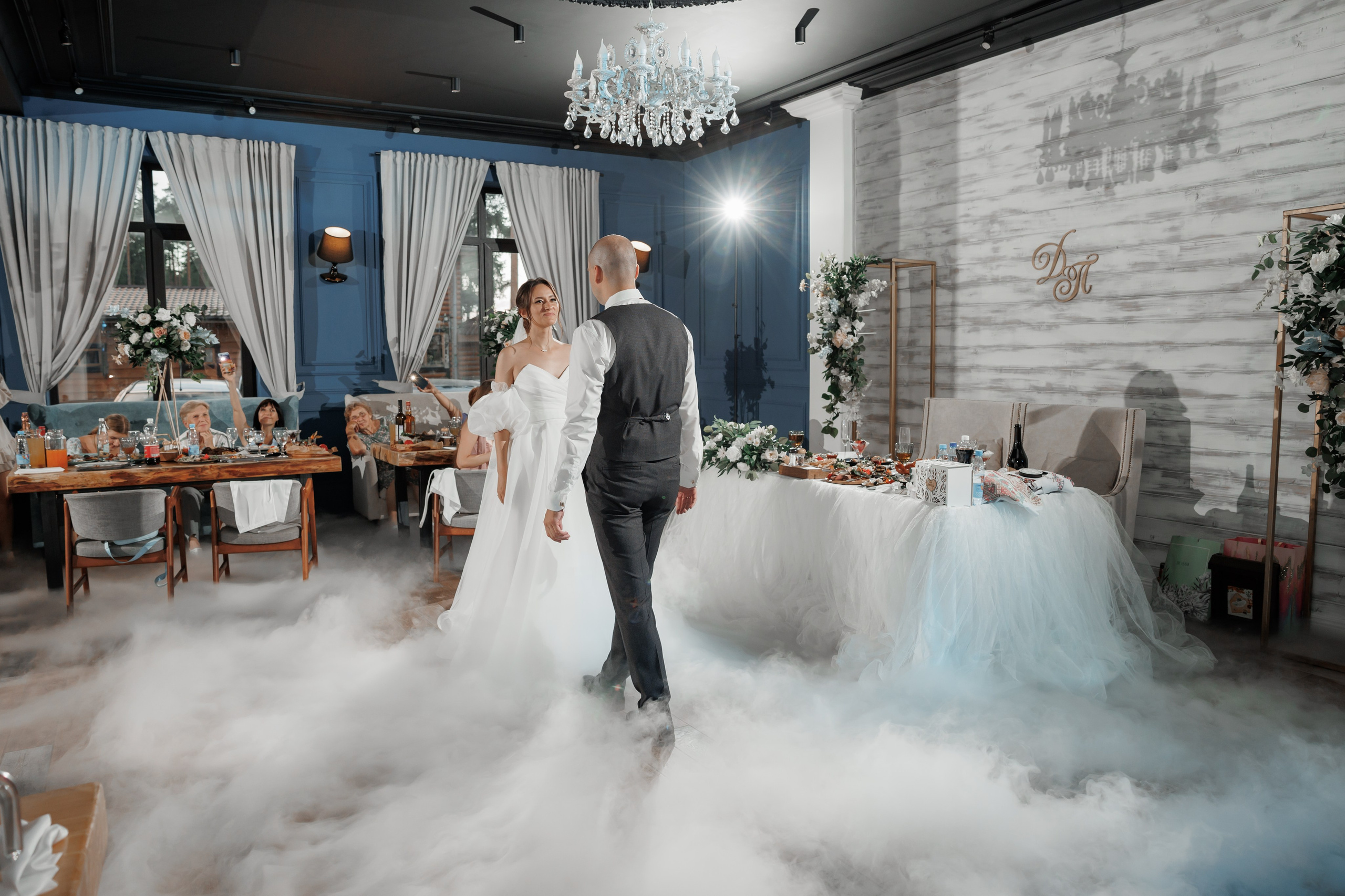 Полина и Дмитрий, загородный клуб «Барин», ЗАГС в г. Пушкино. Свадебный и репортажный фотограф (Москва, Королев и другие)