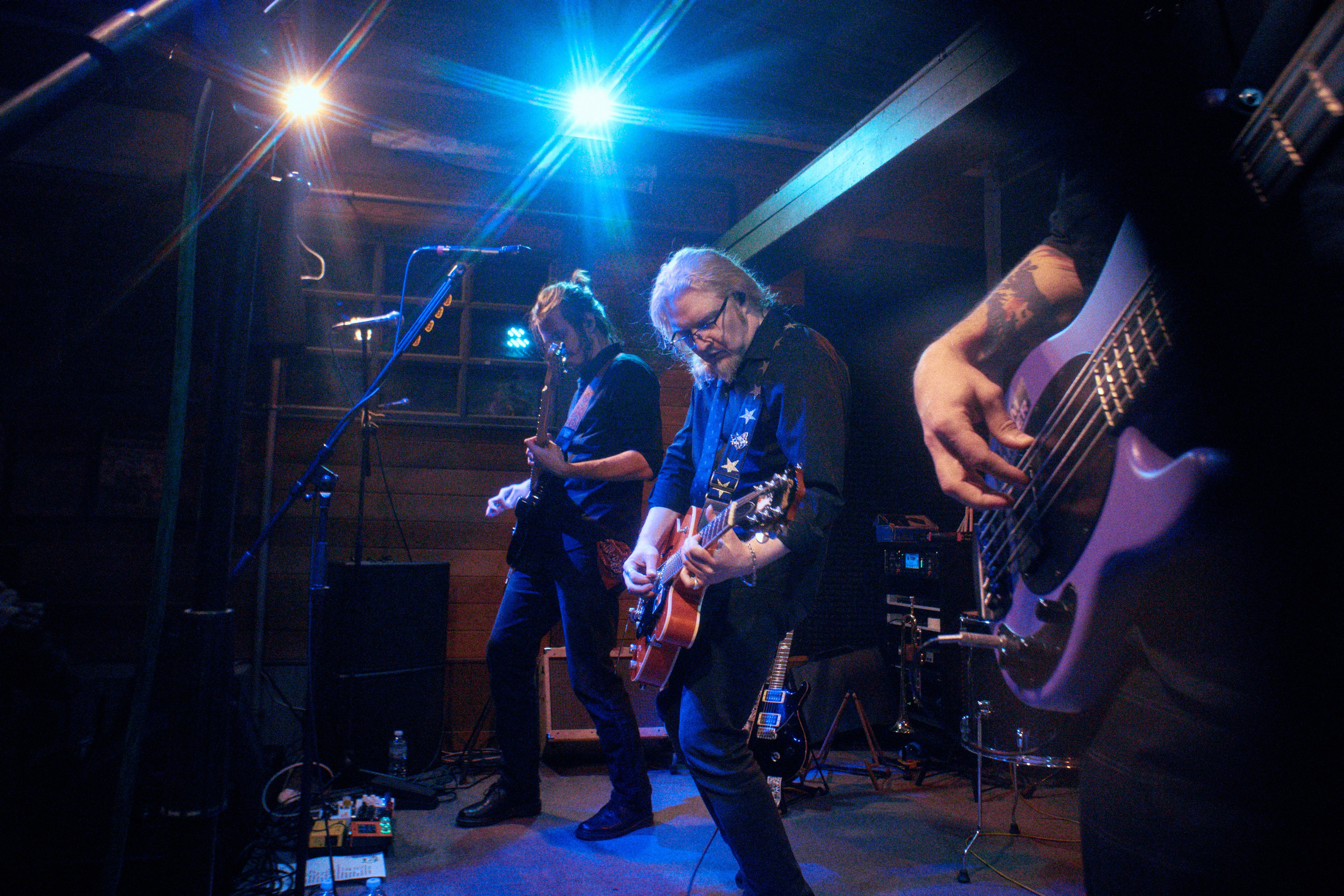 ГОЛОВА МУЭССЫ — КОНЦЕРТ 18-10-2025 В КИТАЙСКОМ ЛЕТЧИКЕ. Фотография для артистов