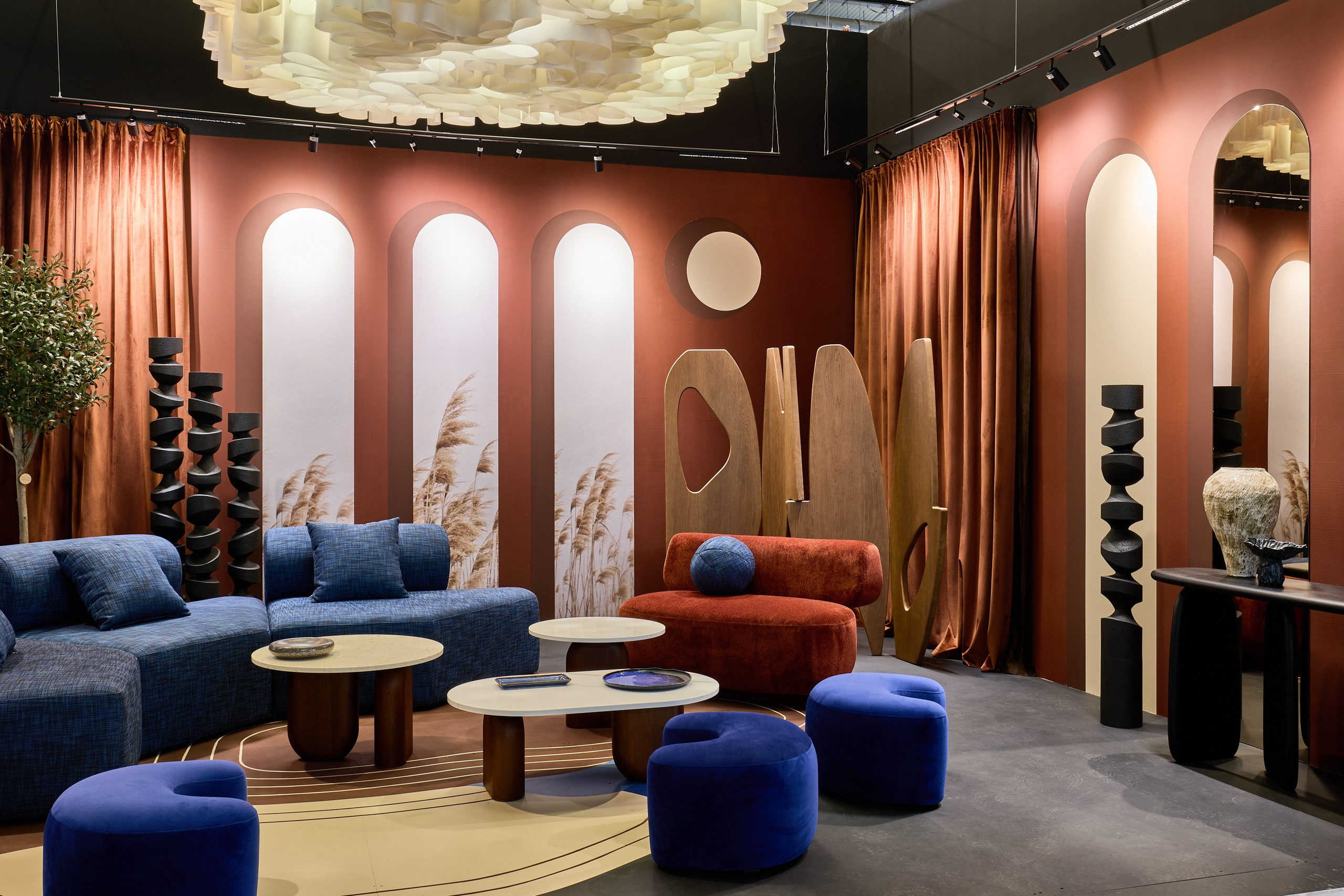 Стенд на форум 100+ от Валентины Ивлевой. Интерьерный фотограф. Фотограф архитектуры