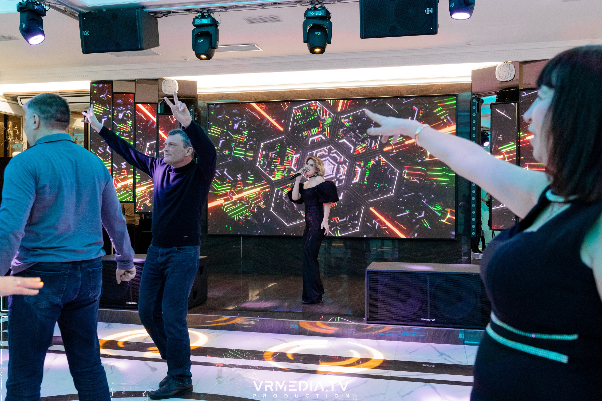 Выходные в ресторане «Лазурный берег»