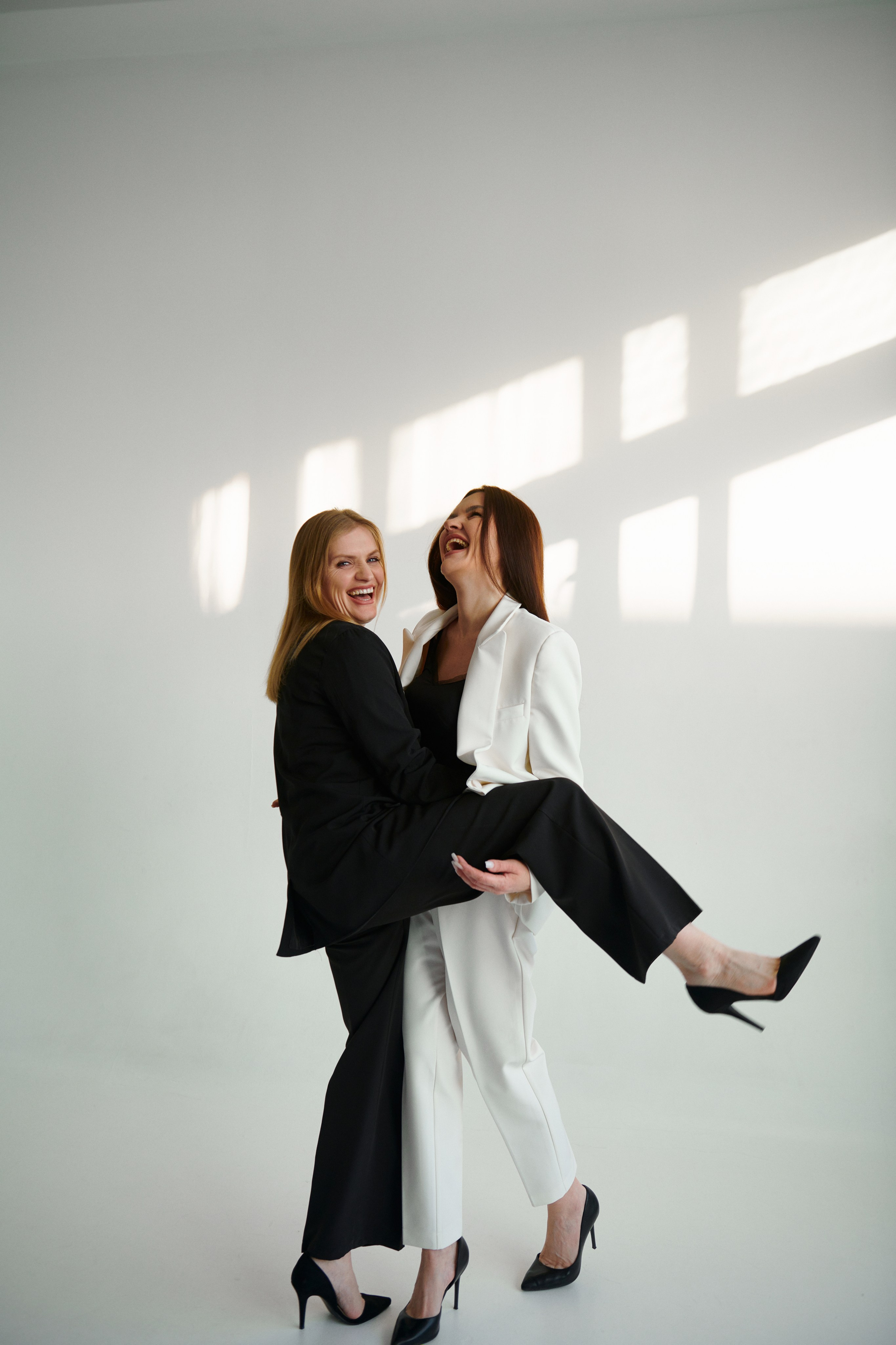 Аня и Таня. Фотограф-визажист в Красноярске Алина Духновская