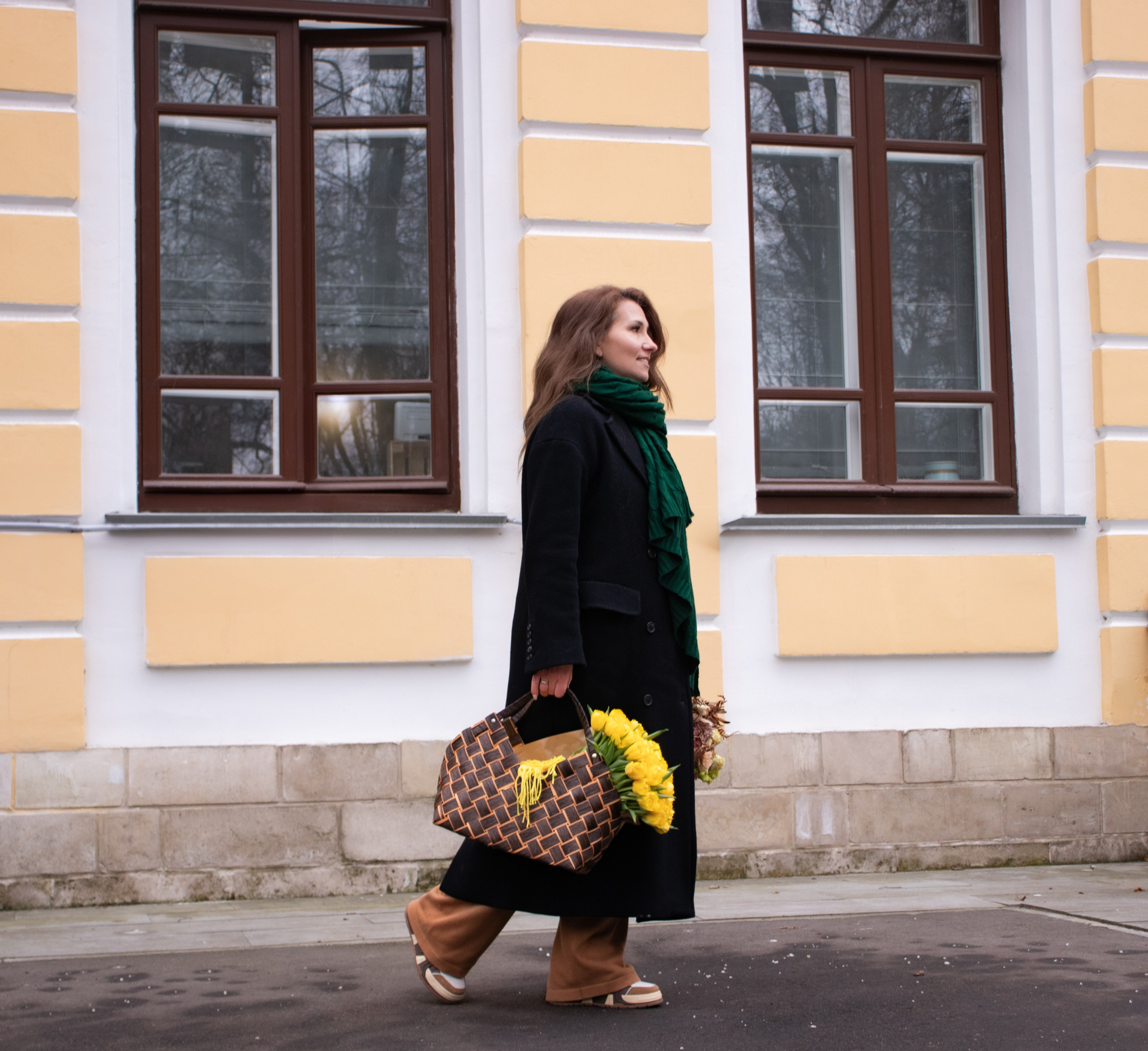 Фотографии с жёлтыми цветами Наталья и тюльпаны