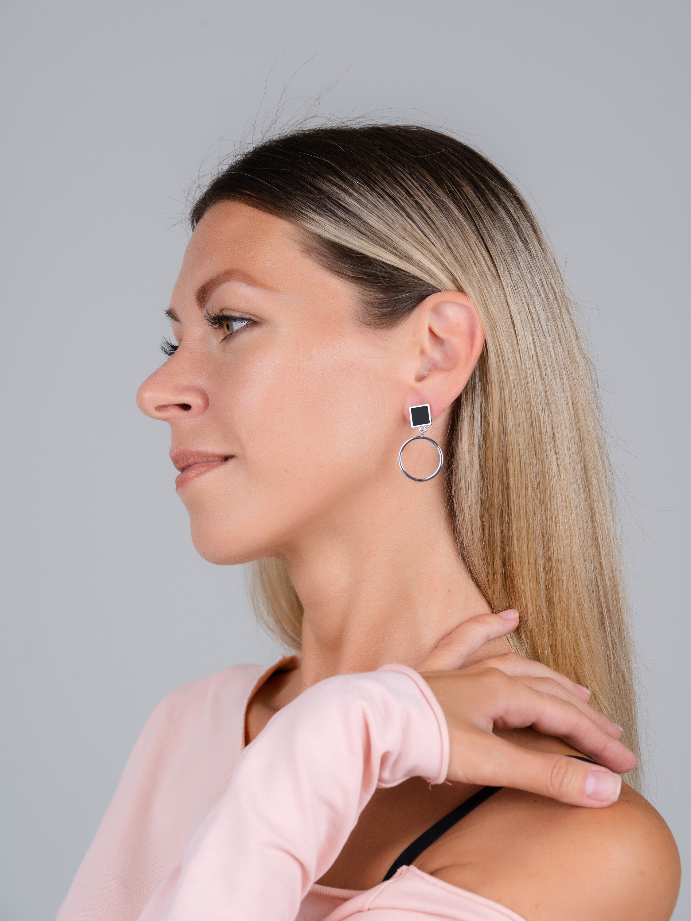 Фотосъемка для маркетплейсов Wildberries, OZON, Яндекс маркет. Портретный, семейный, свадебный фотограф. Бизнес, контент съёмка. Тула