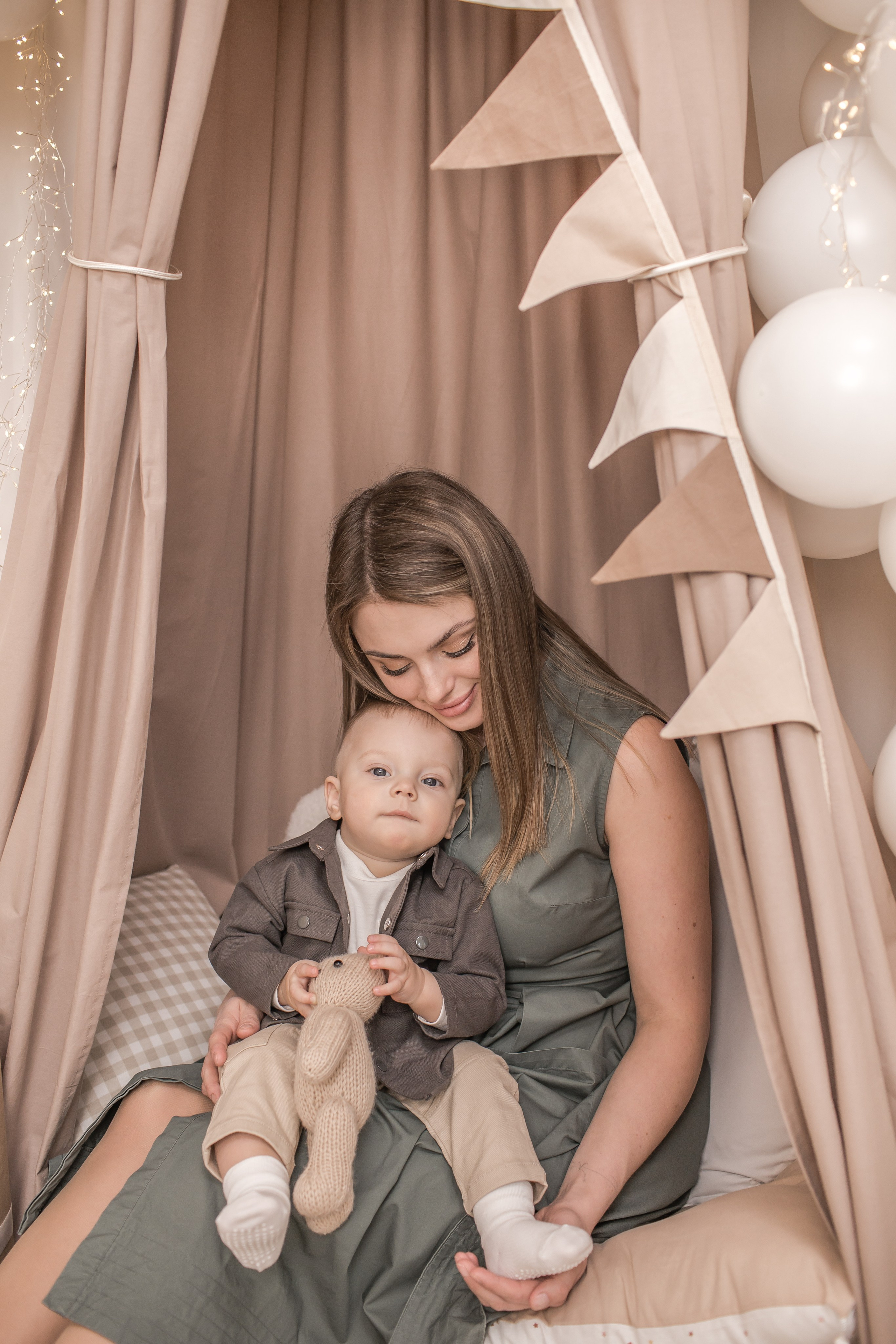 СЕМЕЙНЫЕ кадры. Детский семейный фотограф на первый годик город Новосибирск Дымова Светлана пакеты всё включено 1-3 года