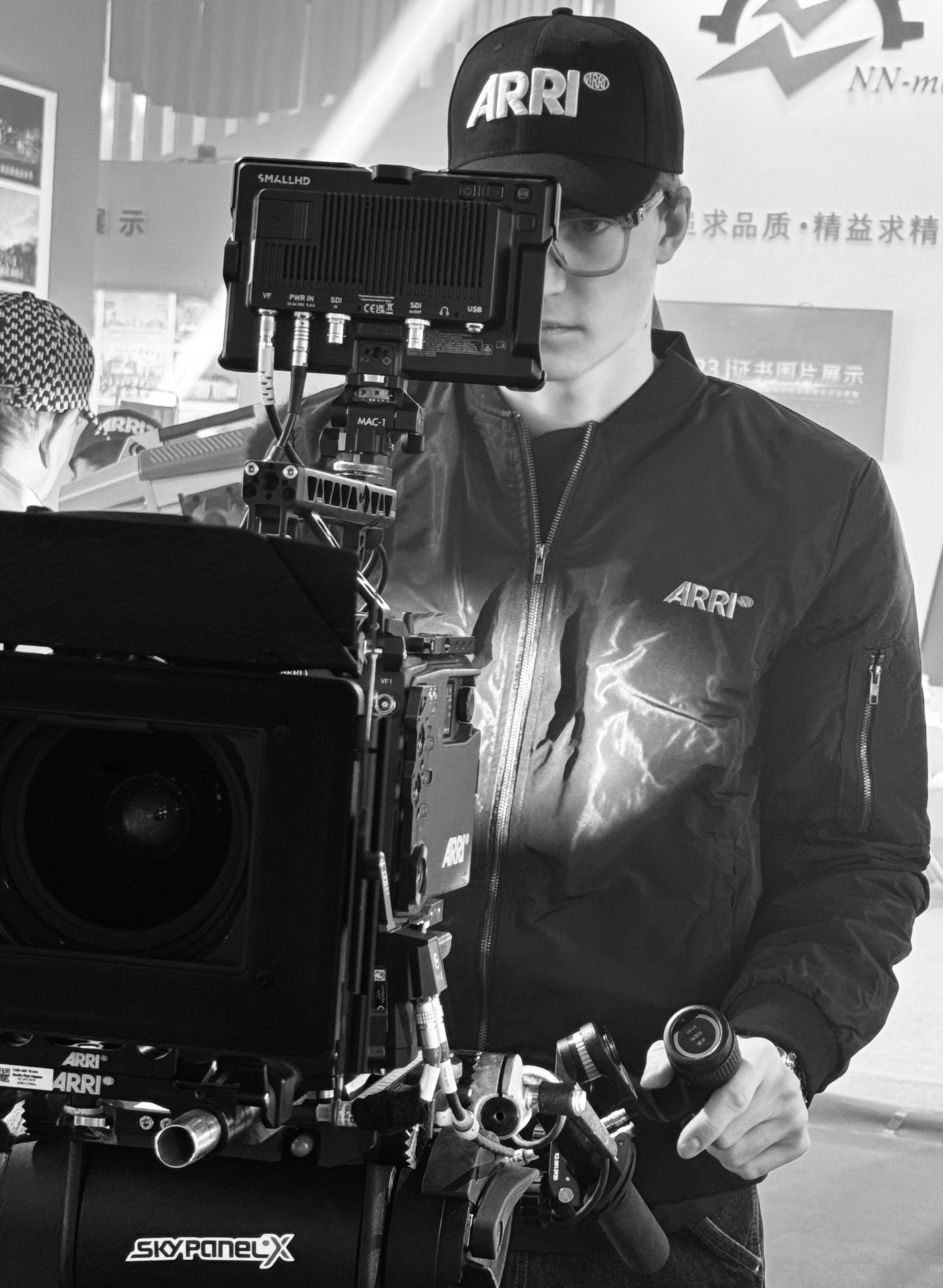 BACKSTAGE GALLERY. «MAK FLAME»