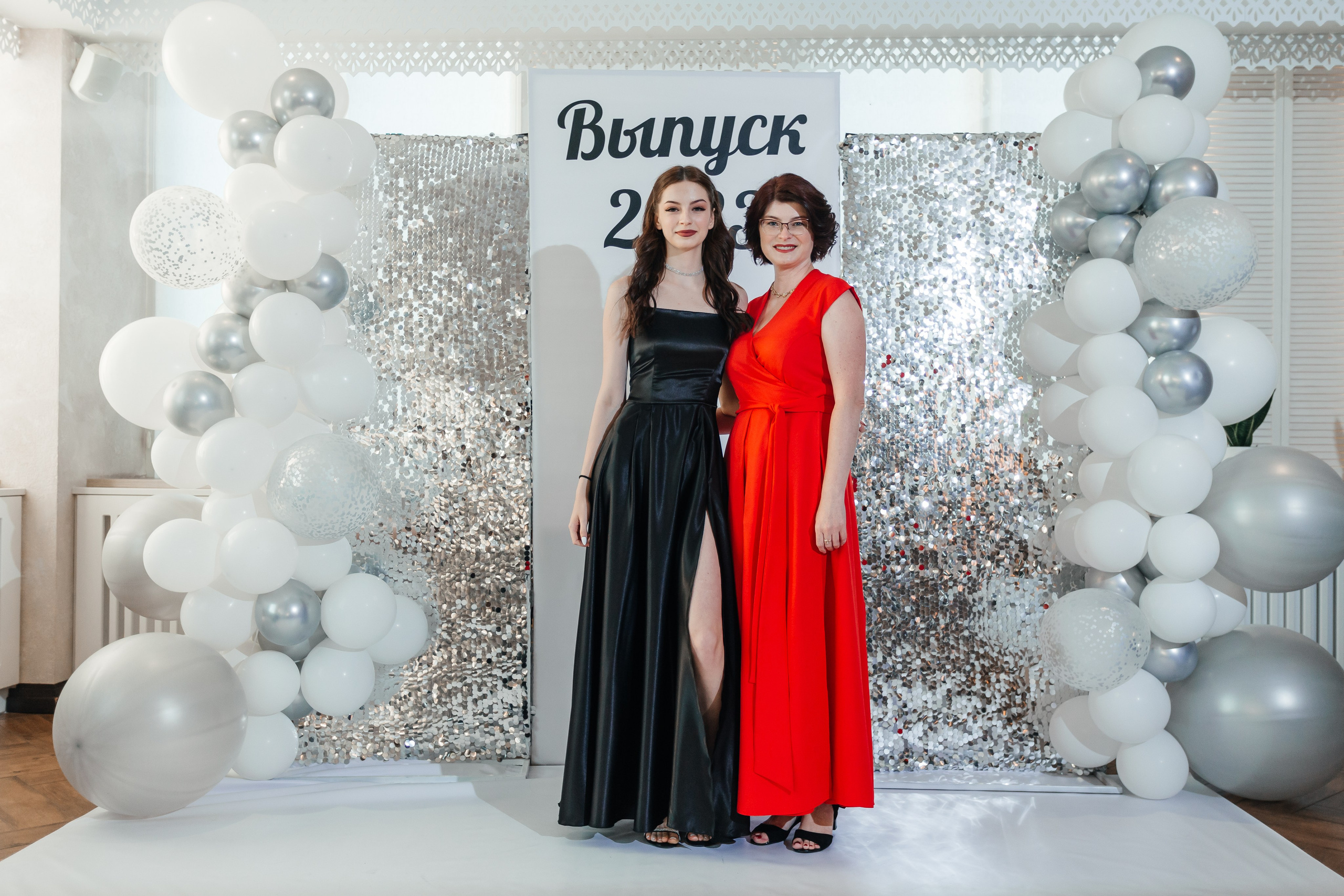 Выпускной 11 «А». Школа № 42. Свадебный фотограф в Краснодаре Николай Крауз