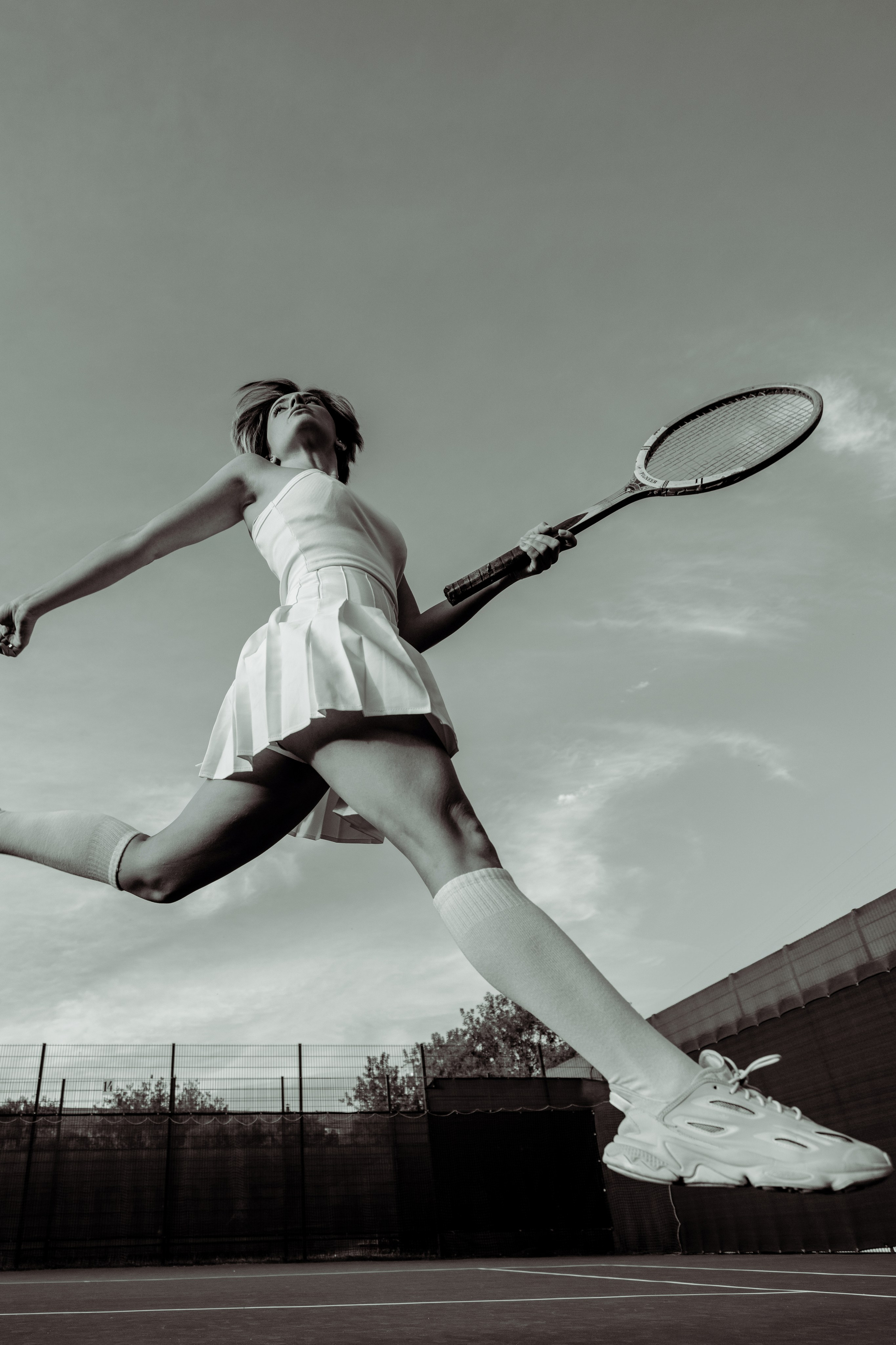 фотосессия девушки в Москве на тениссном корте