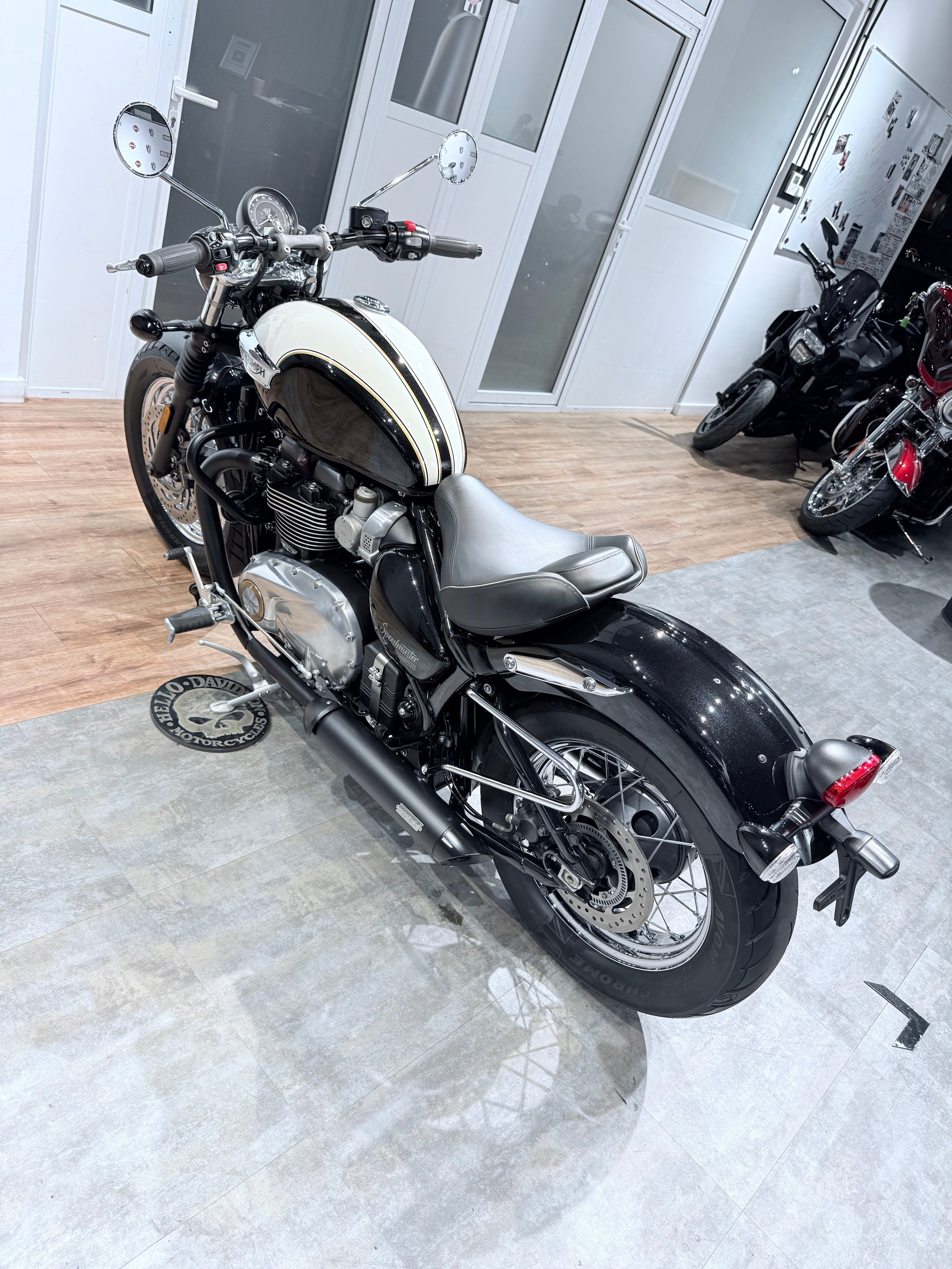 2019 Bonneville Speedmaster Bobber. Hello Davidson, Москва. Только хорошие мотоциклы…