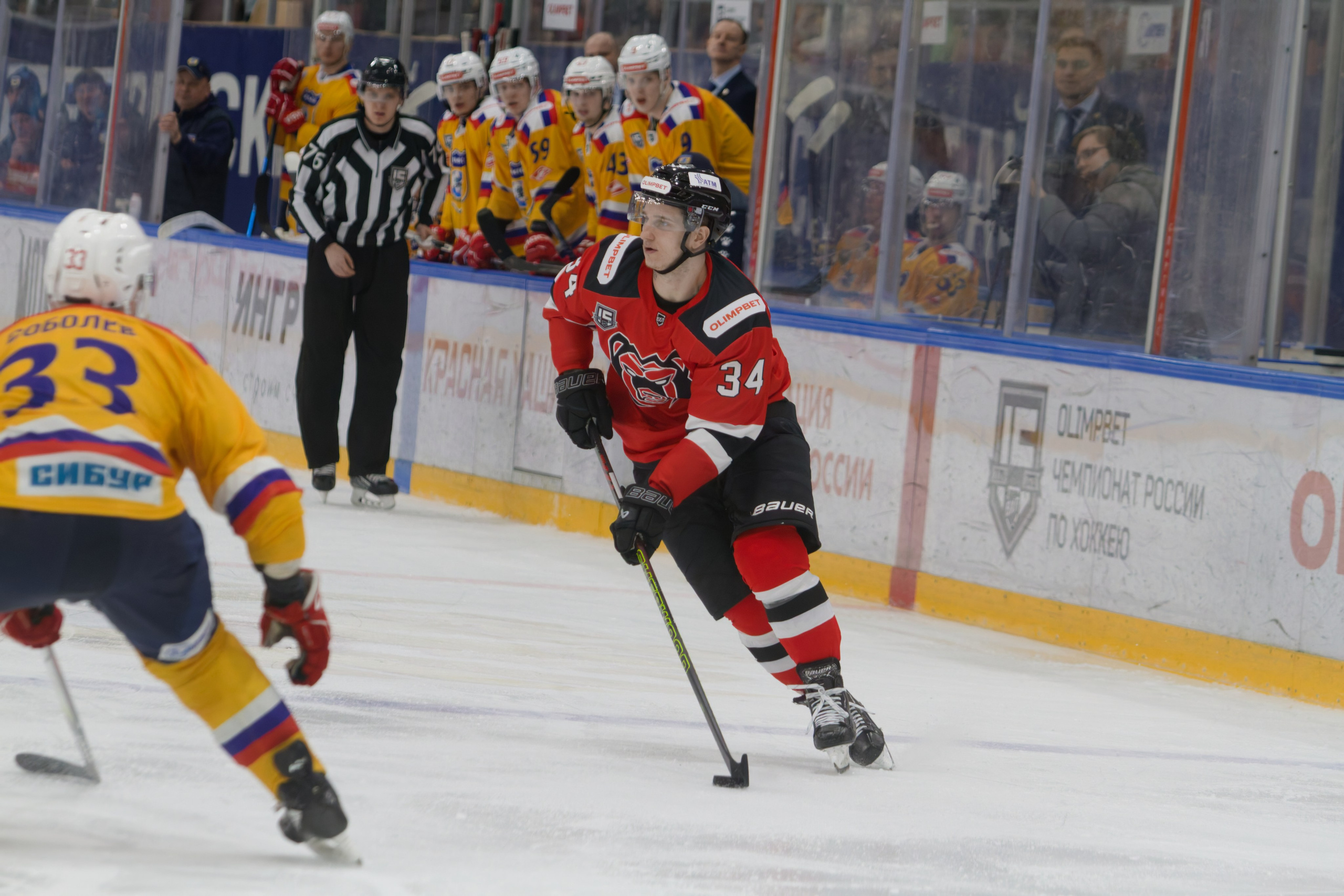 Хоккей. Молот-Химик 12.02.2025. Репортажный и спортивный фотограф в г. Пермь Зильберг Павел