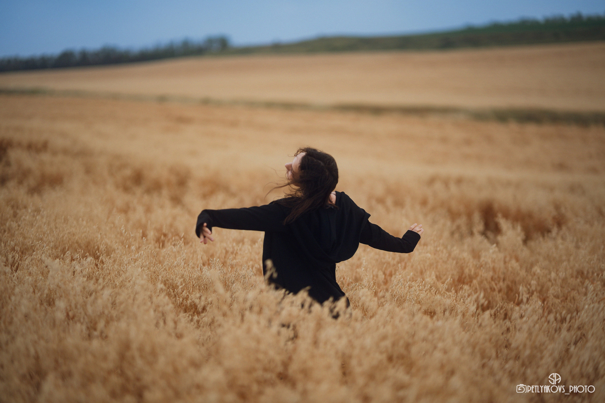 Фотосессия в поле для Ники. Фотограф, видеограф Пятигорск, Ставрополь, Ессентуки, Petlyakovs_photo
