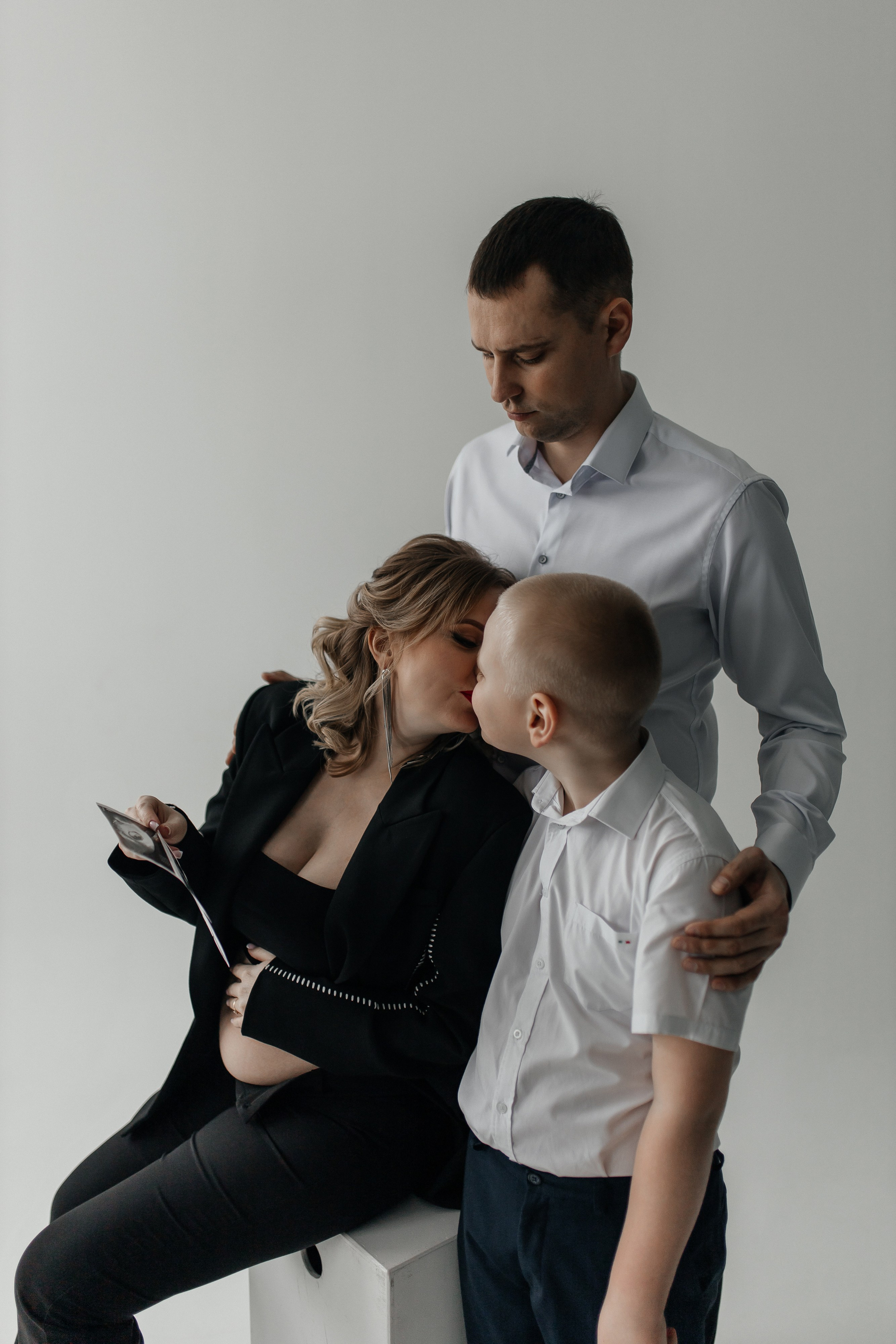 Лиза и семья. Семейный фотограф Губкин/Старый Оскол