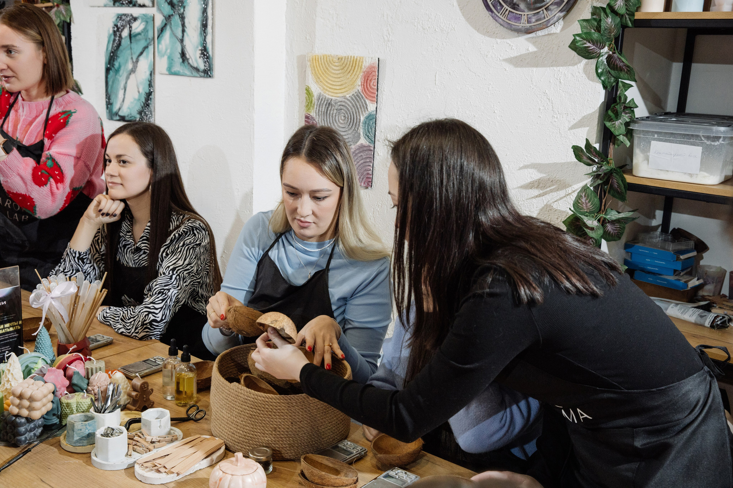 Корпоратив компании Технологии Доверия Аудит — творчество с AROMALAGE