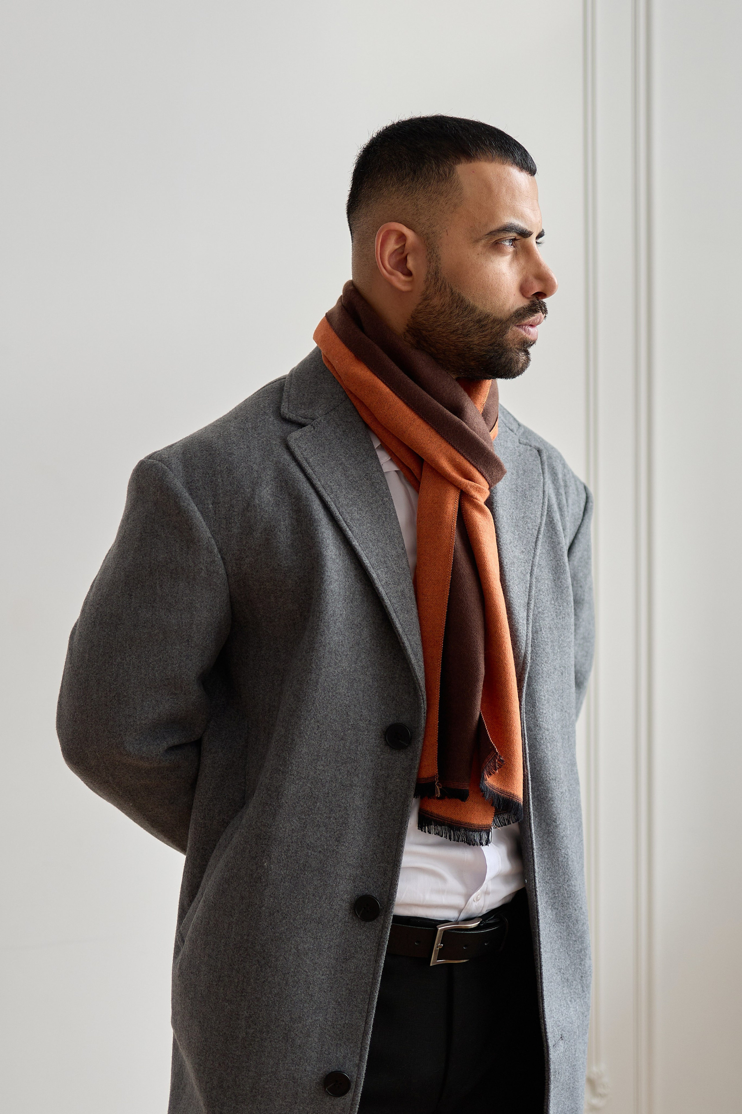 Фотосессия мужских шарфов. Фотограф Руслан Потапов в Краснодаре