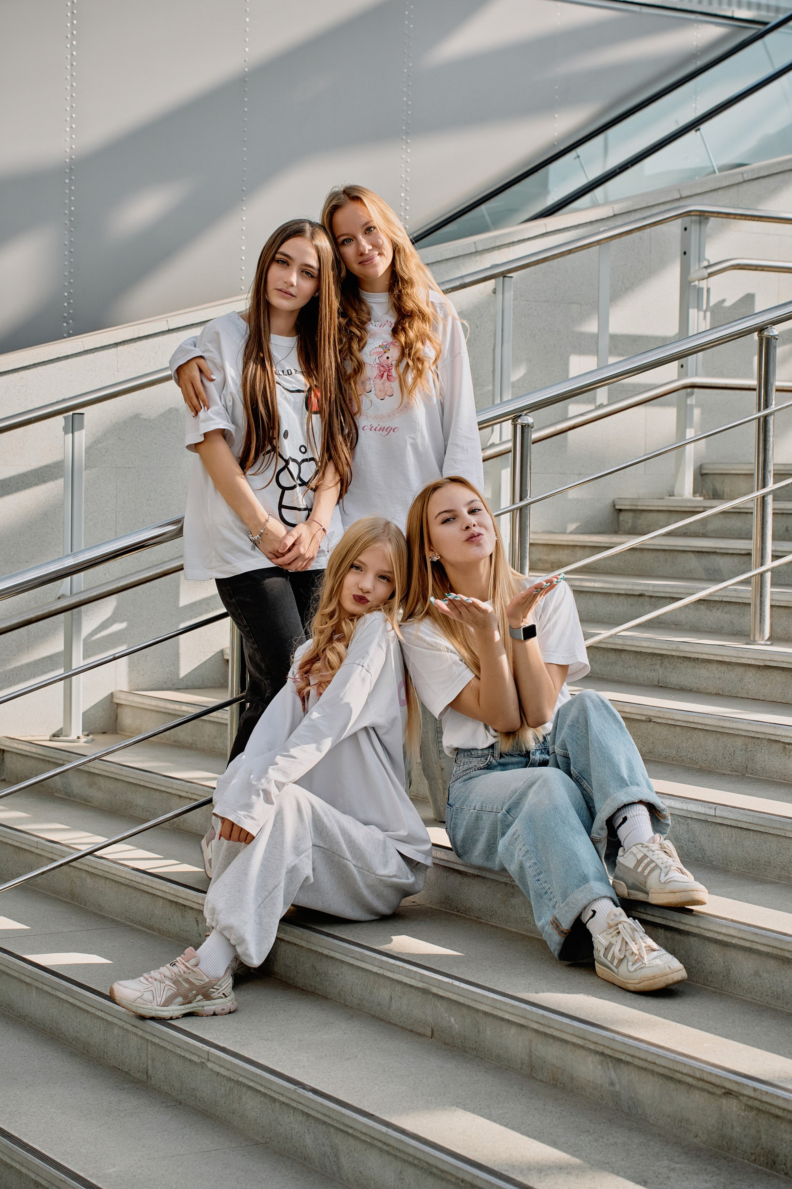 Фотосъёмка в Инновационном культурном центре (ИКЦ) Калуга для выпускных альбомов. Фотограф Меняйло Евгений. Свадьба. Портрет. Репортаж. Семья. Контент