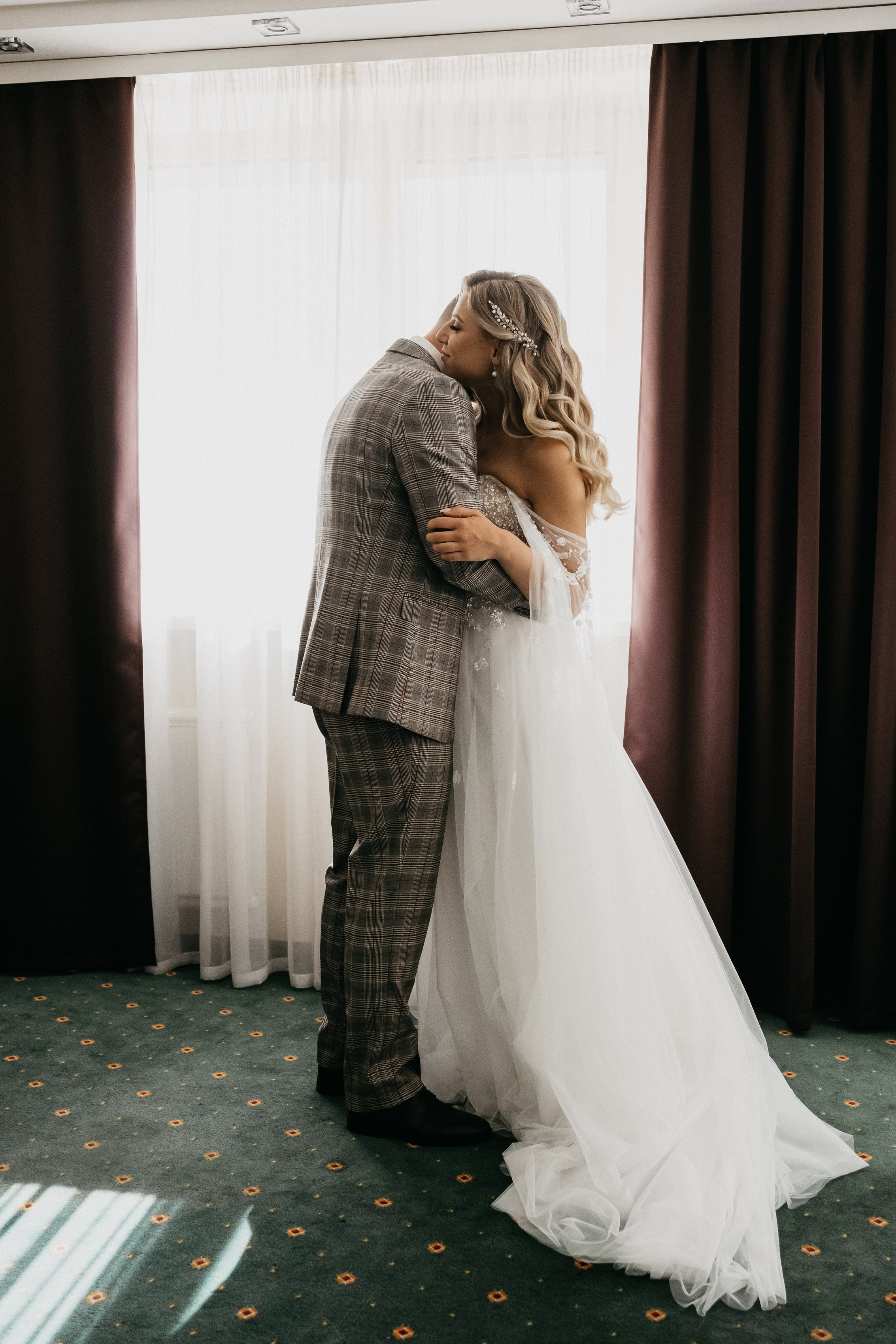 Свадебная фотосессия Волгоград. Свадебный и семейный фотограф в Волгограде Кристина Иванова