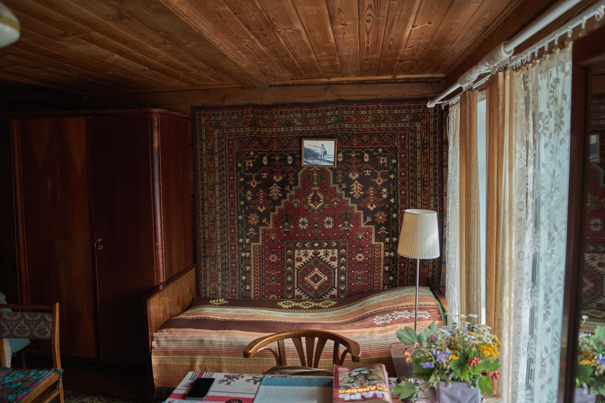 Пшеничное поле, битва Nerf и домик художницы. Фотограф Женя Пашкина