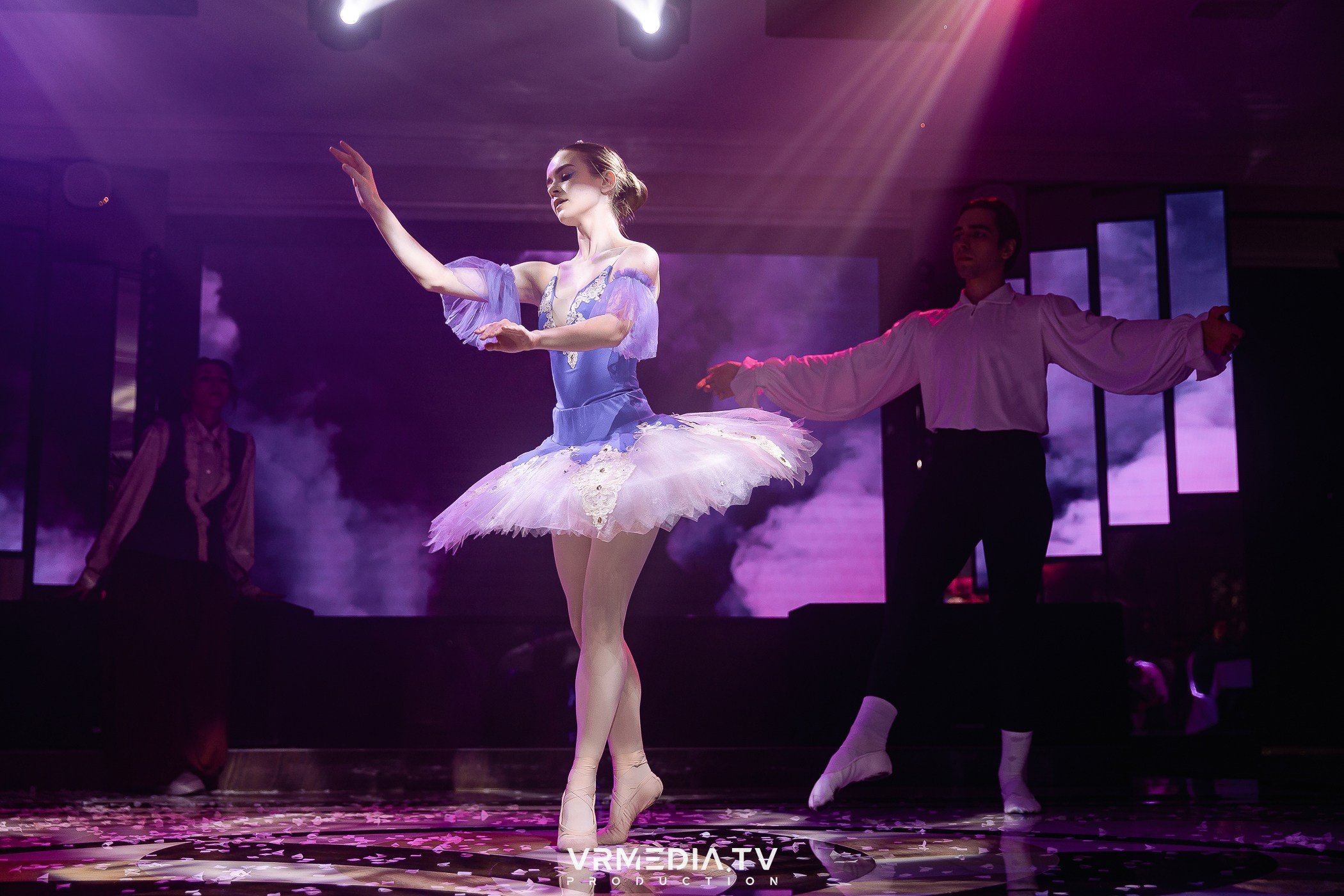 Новогодний вечер в ресторане «Лазурный Берег»