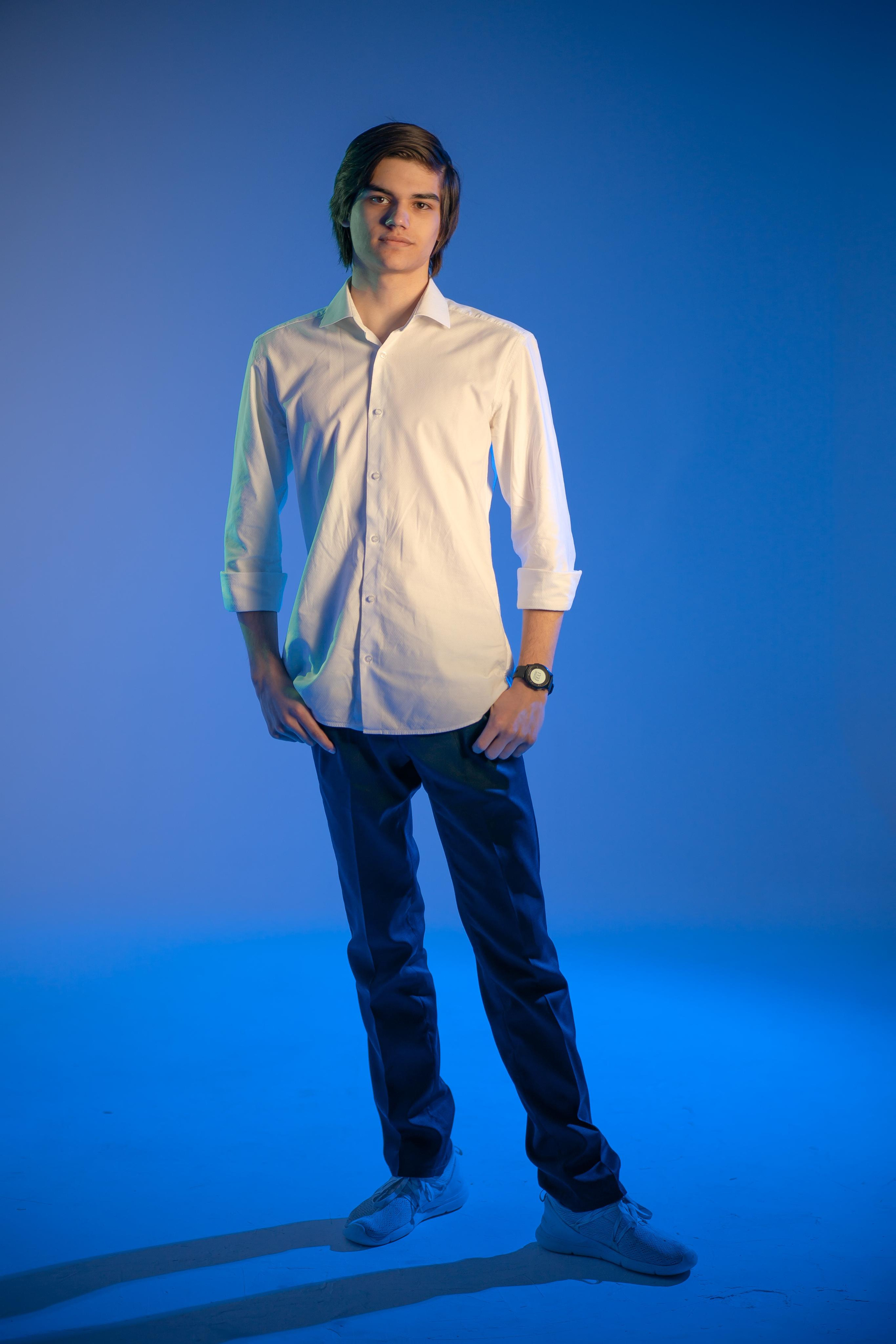 Портреты с цветовыми акцентами. Антон Катушенок — фотокорреспондент города Набережные Челны