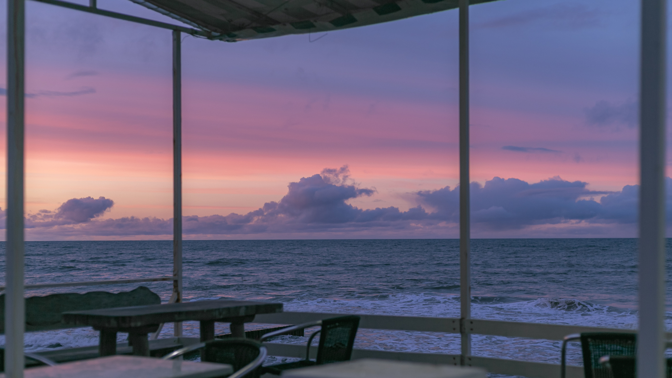 Пейзажи и город