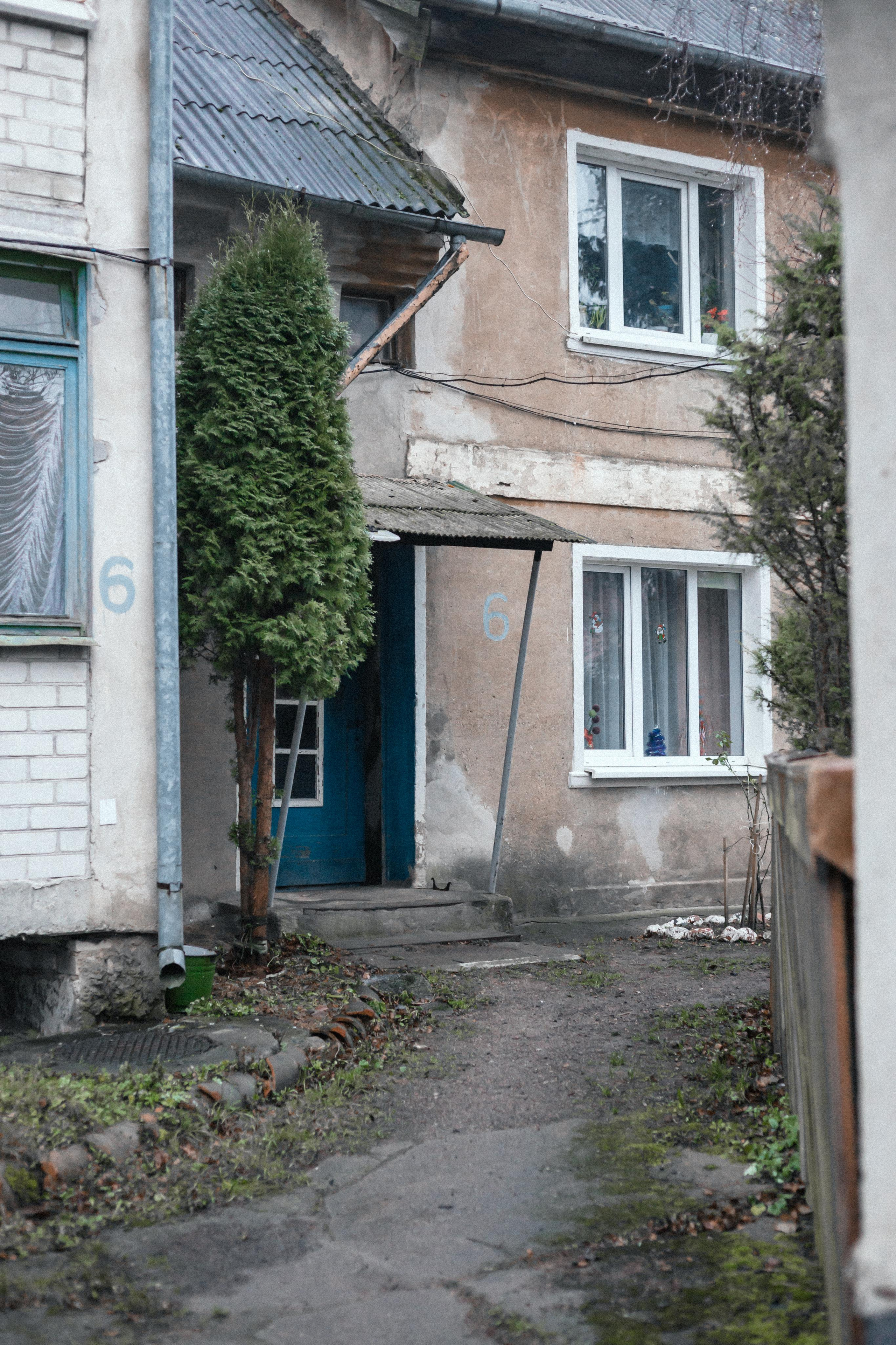 Пейзажи и город